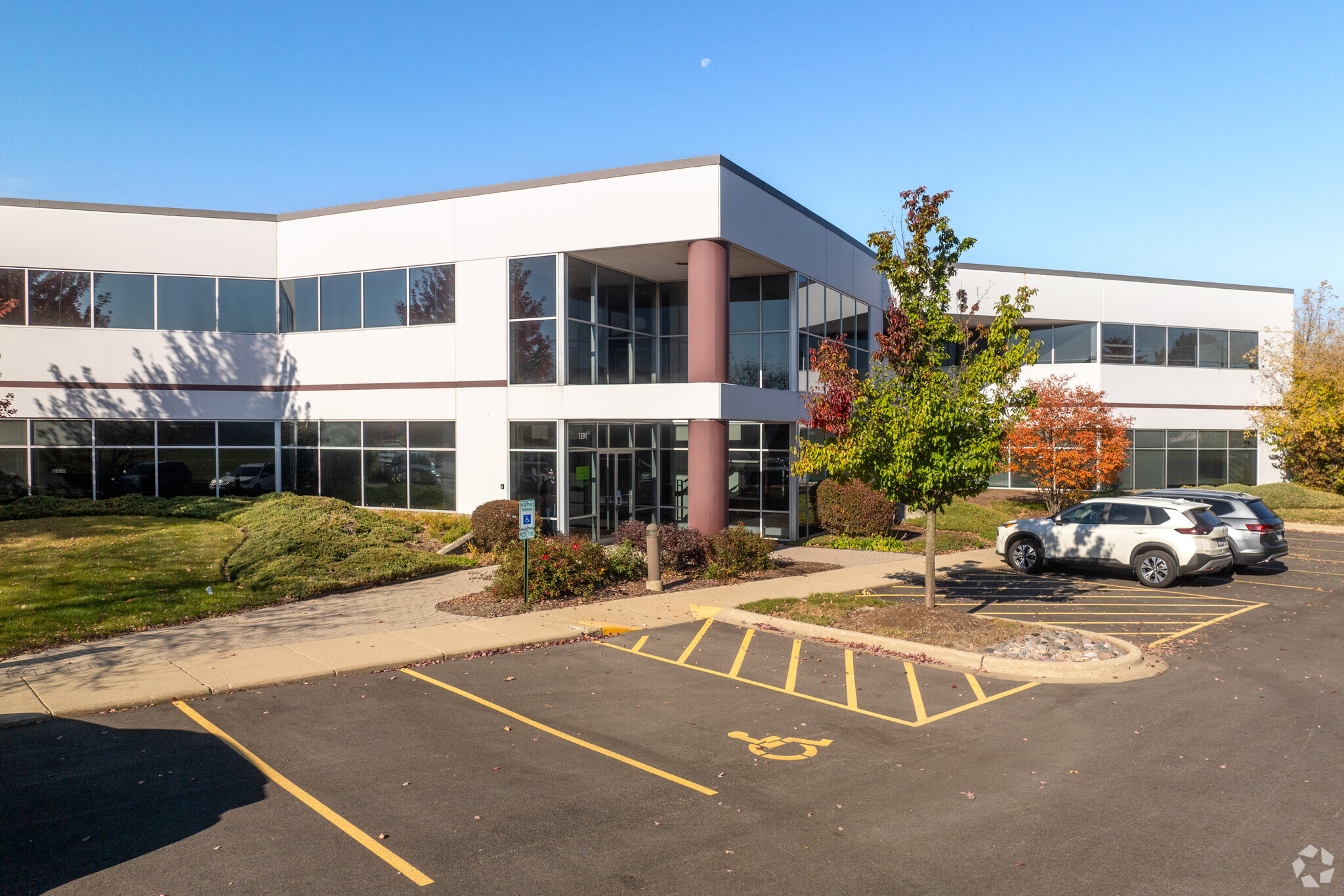 1391 Corporate Dr, Mchenry, IL for Sale