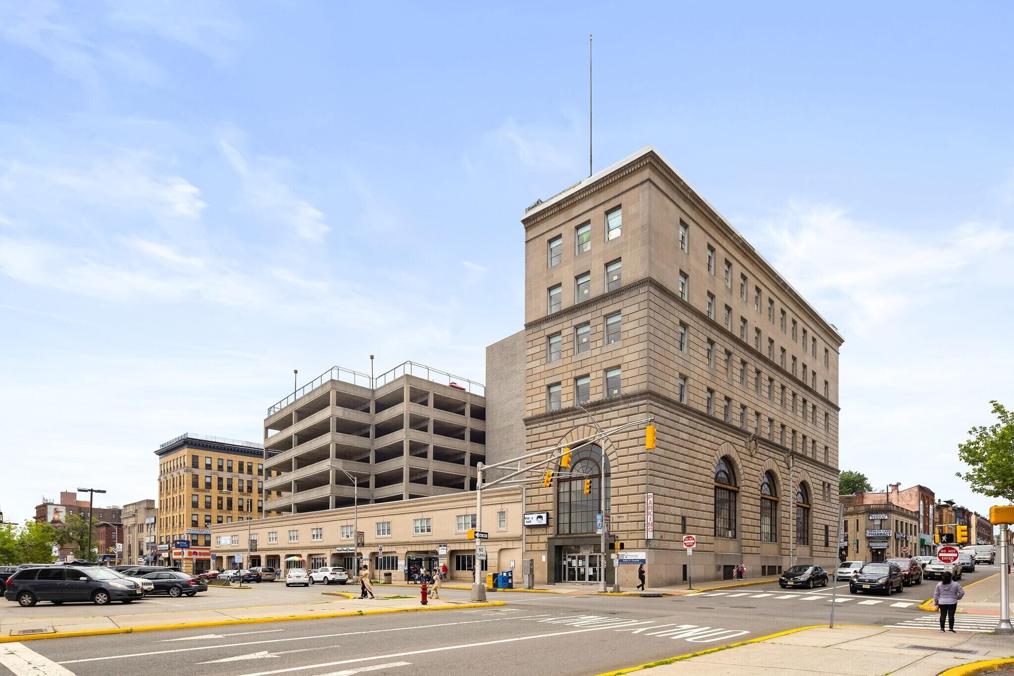 653 Main Ave, Passaic, NJ for Rent