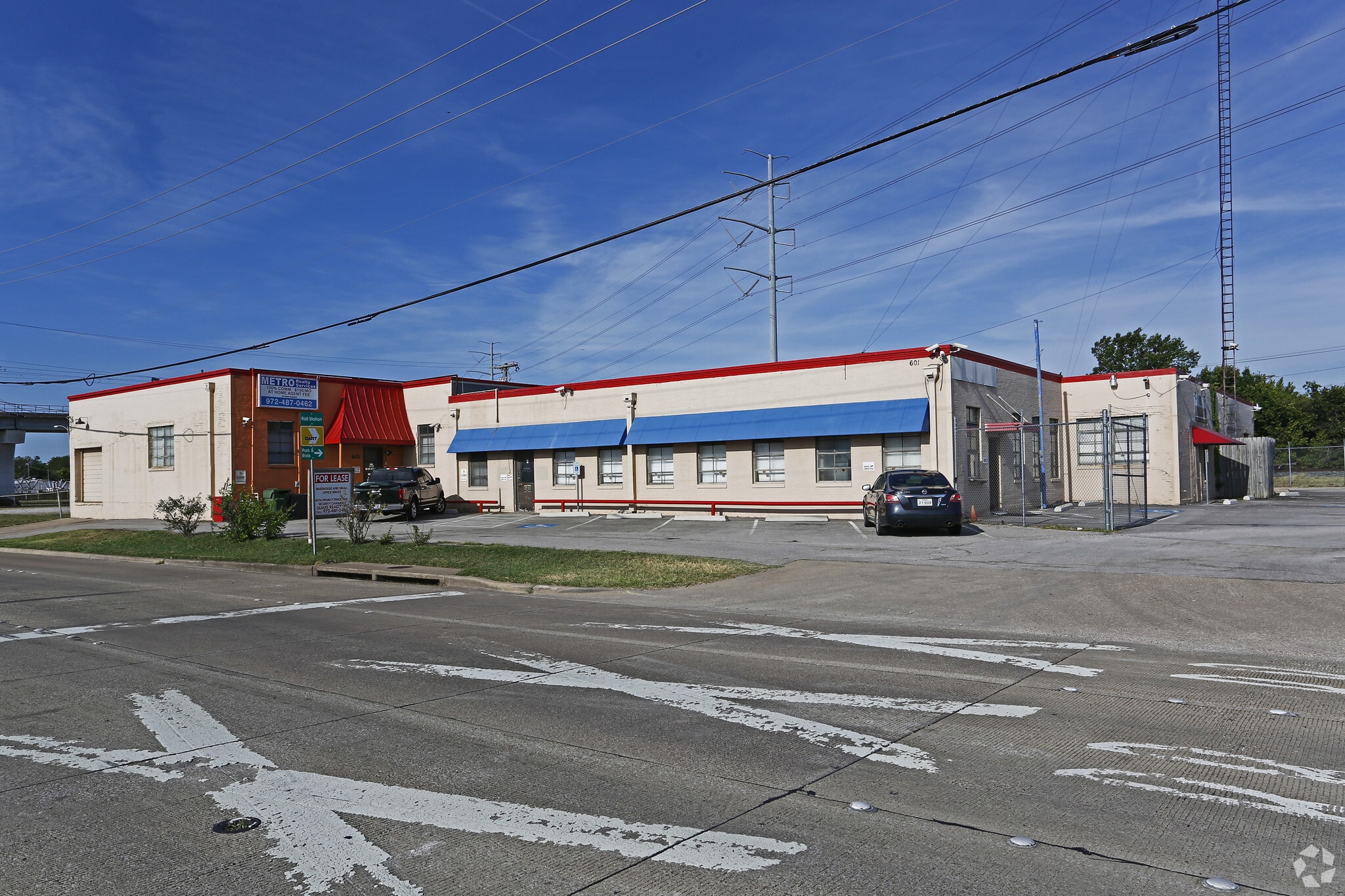601 N 1st St, Garland, TX for Rent