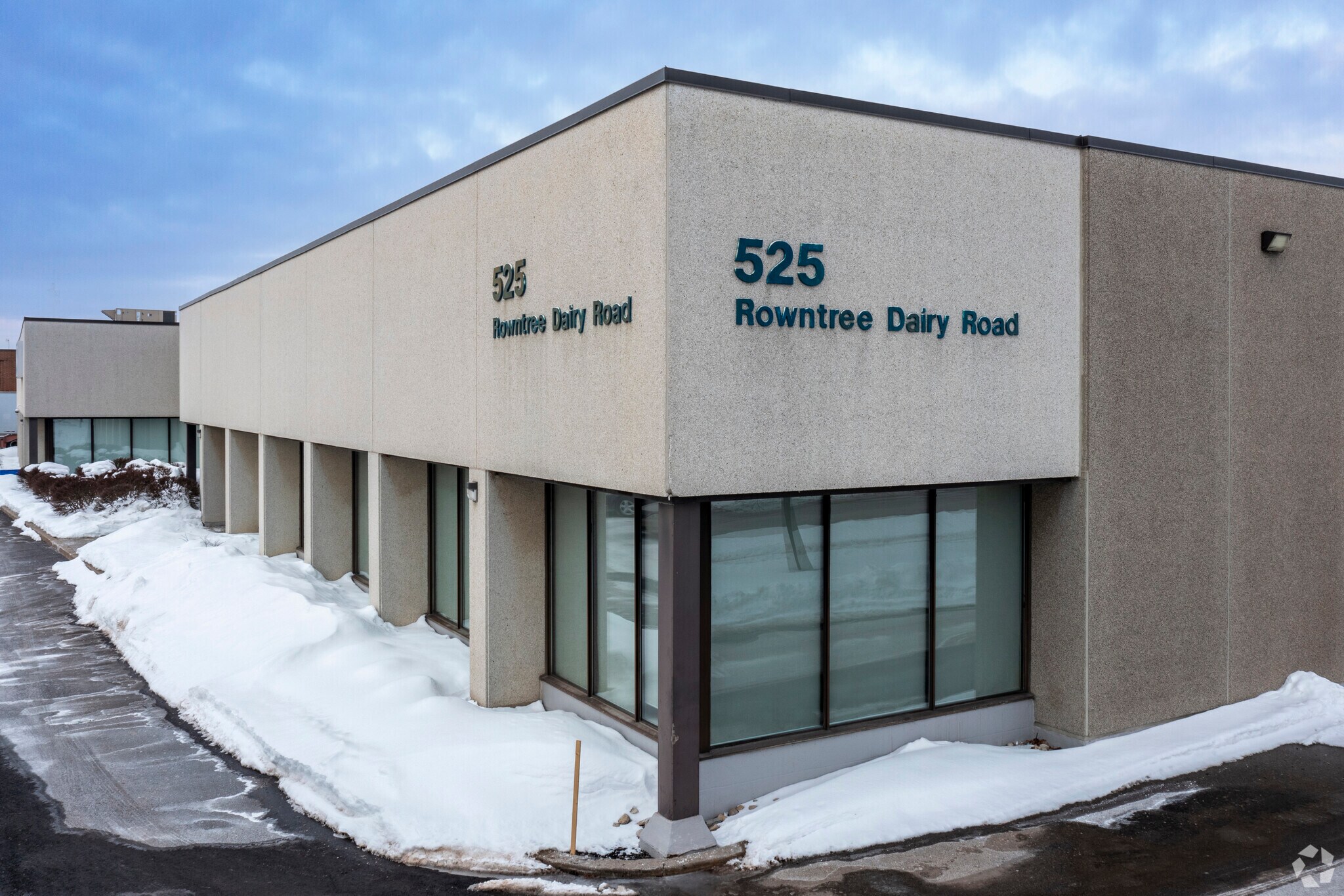 525 Rowntree Dairy Rd, Vaughan, ON for Rent