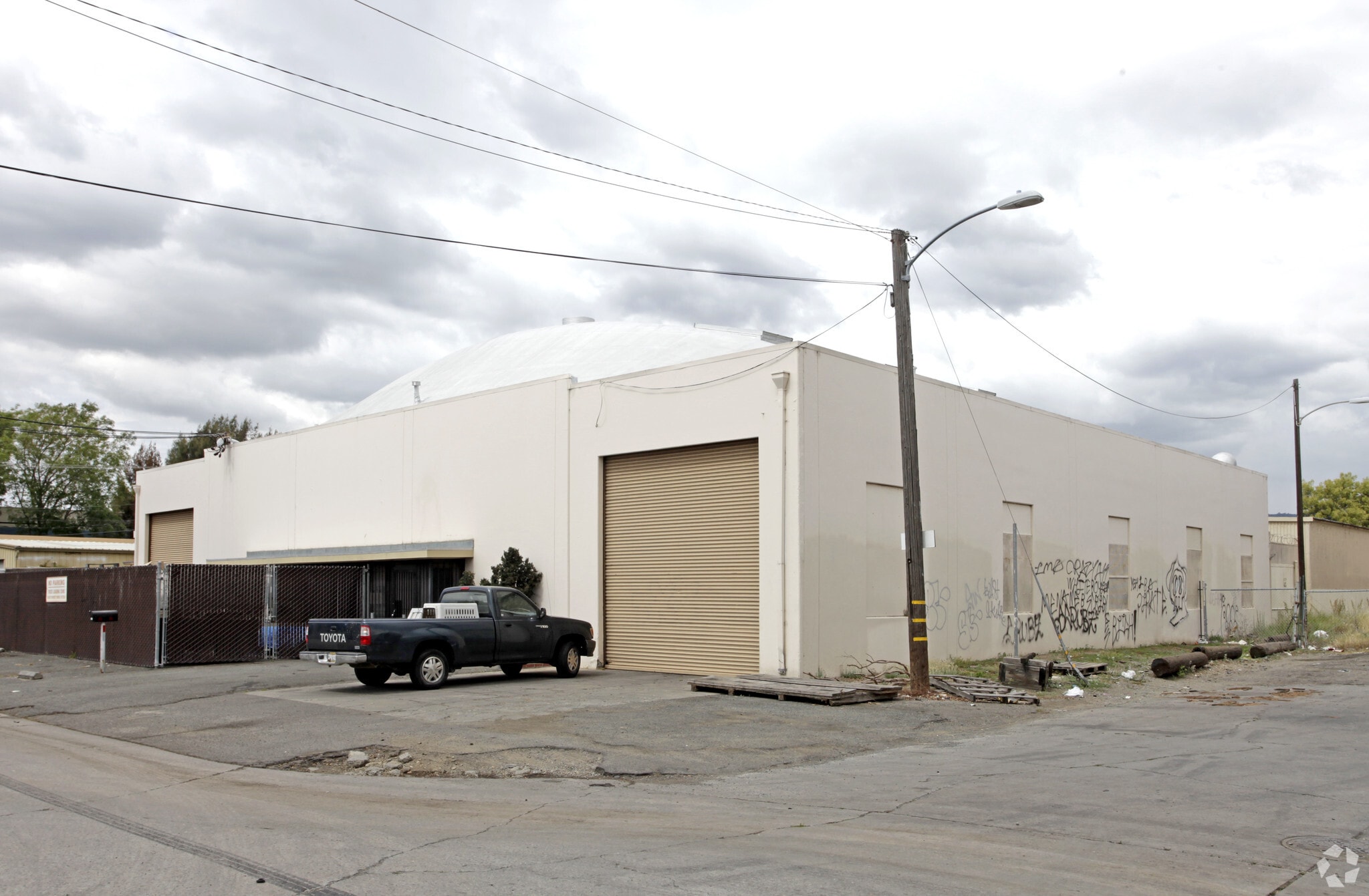 8538 Blaine St, Oakland, CA for Sale