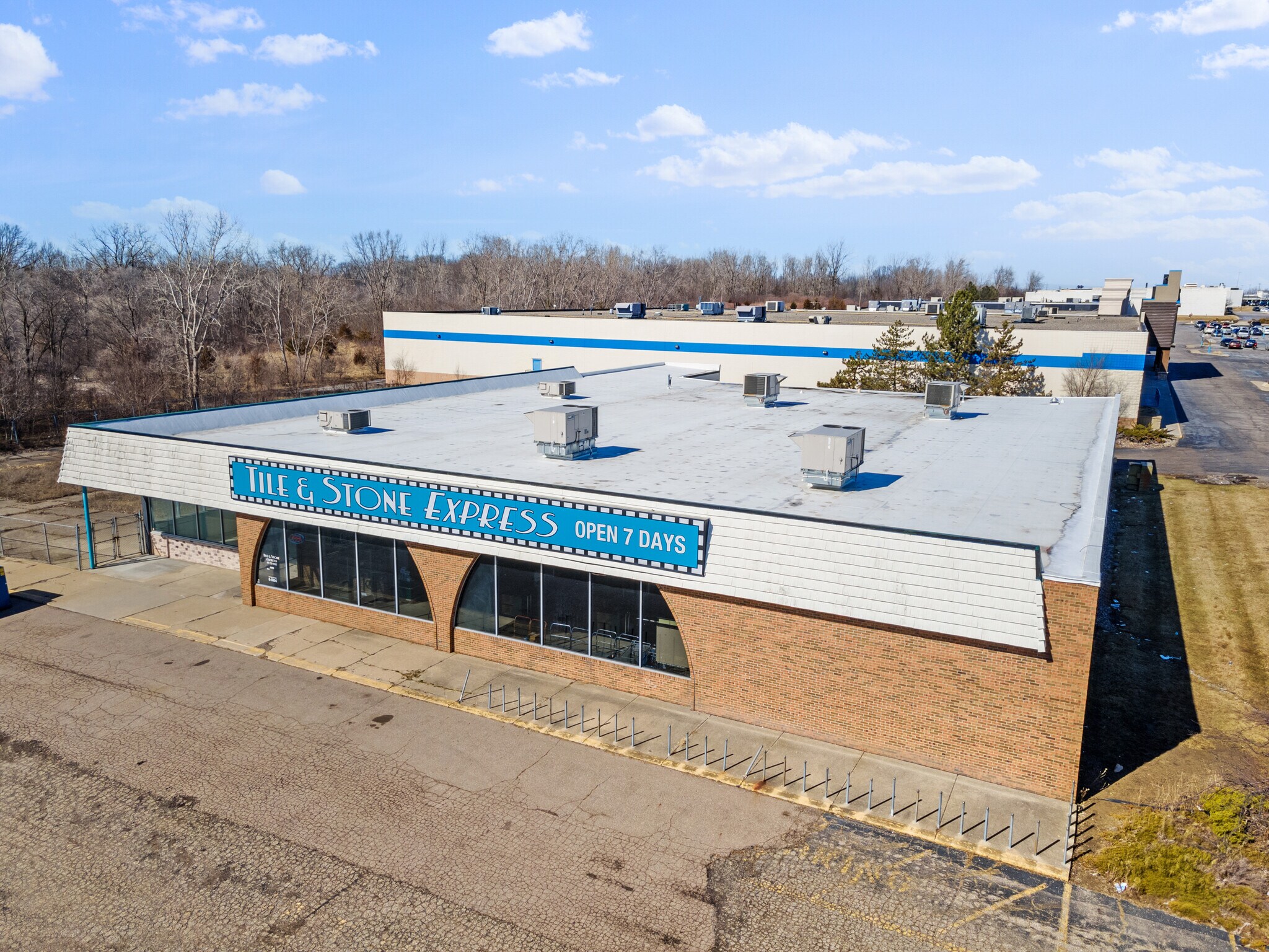 5054 Miller Rd, Flint, MI for Sale