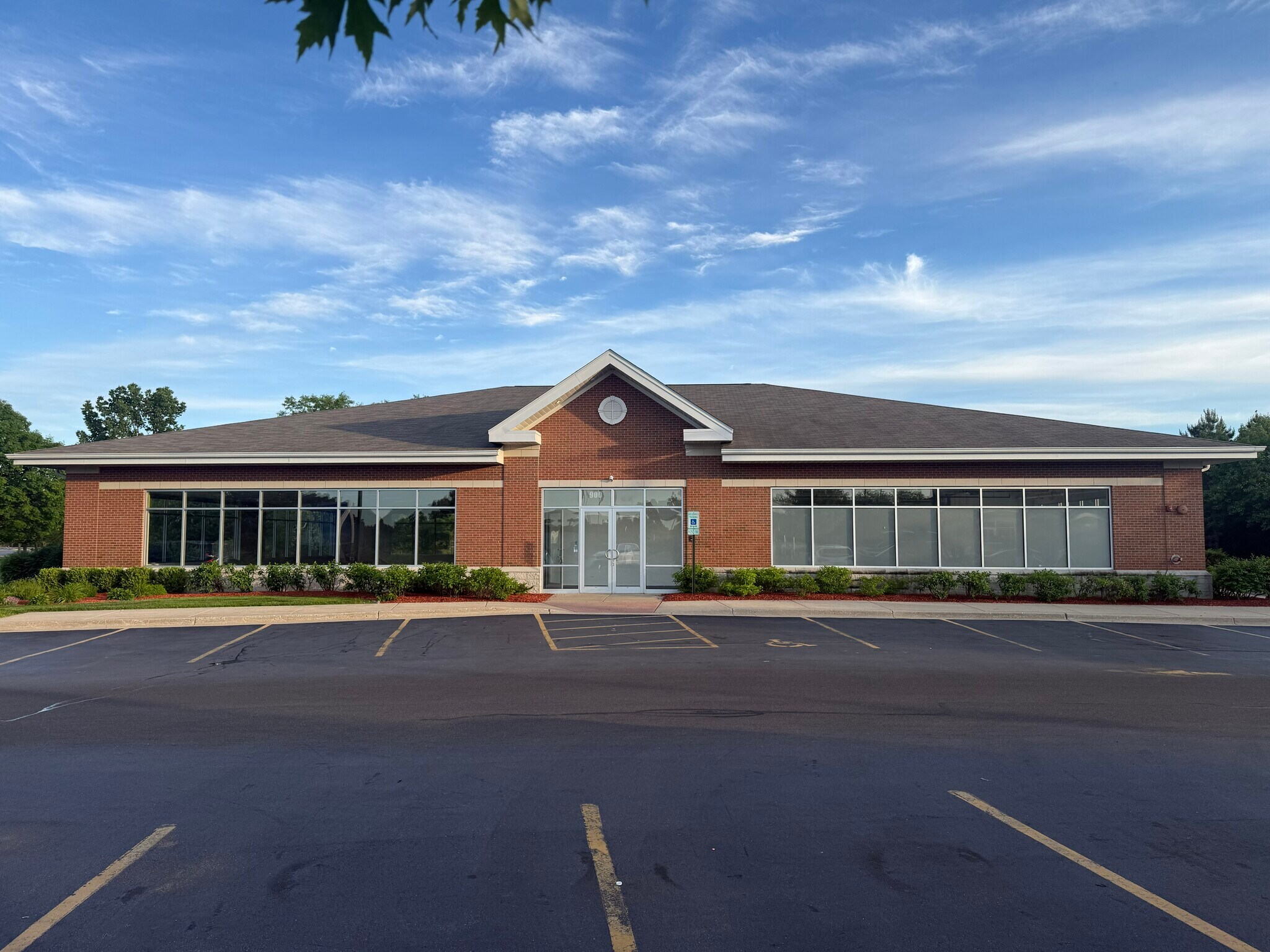 900 S Milwaukee Ave, Vernon Hills, IL for Rent