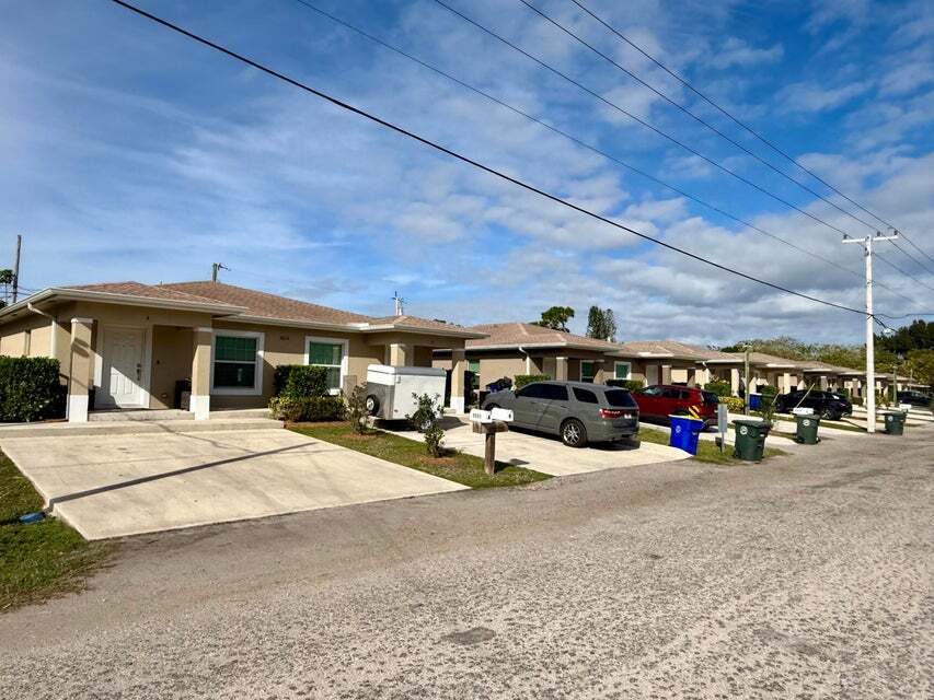 3531 S 7th St, Fort Pierce, FL for Sale