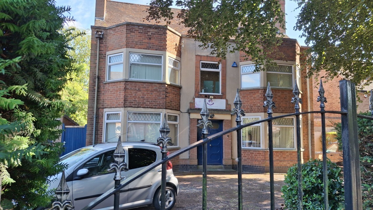 28 Knighton Rd, Leicester, LEC for Sale