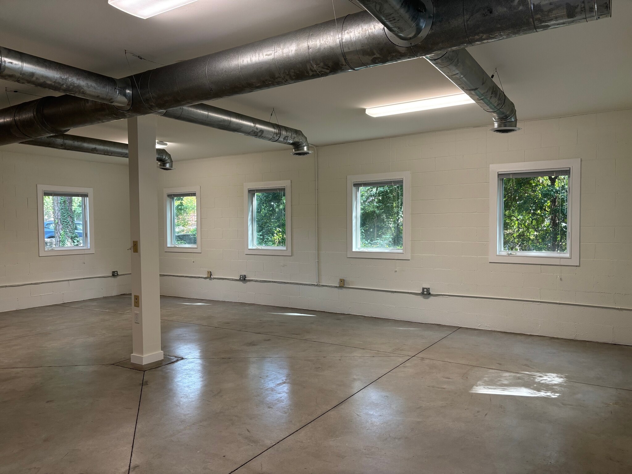 2035 Manchester St NE, Atlanta, GA for Rent