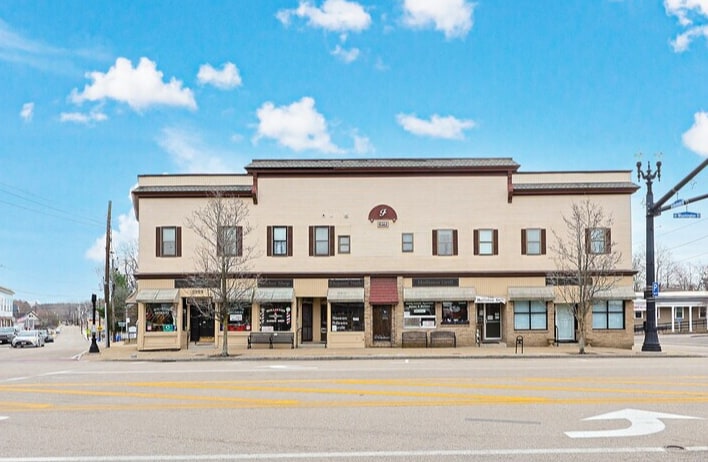 800 Washington St, Holliston, MA for Sale