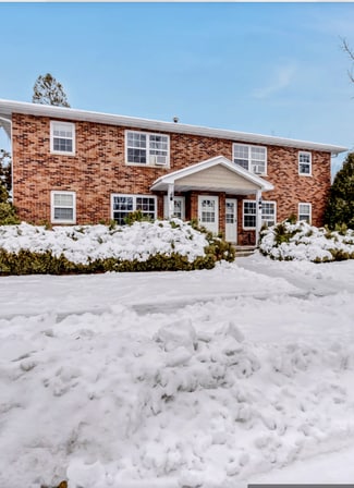 Cedar Falls, IA Apartments - 2500 Olive St