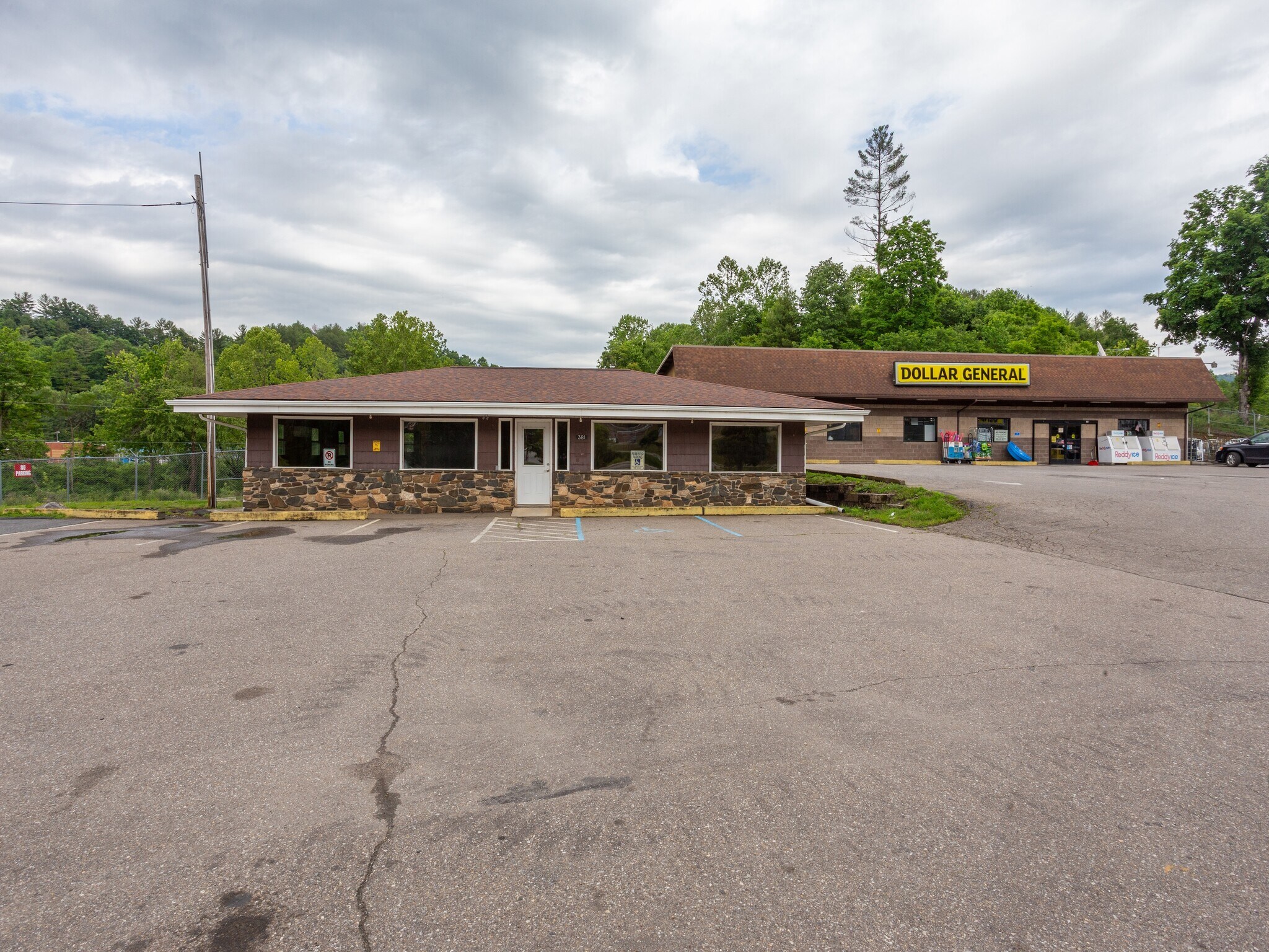 395 Crimson Laurel Way, Bakersville, NC for Sale