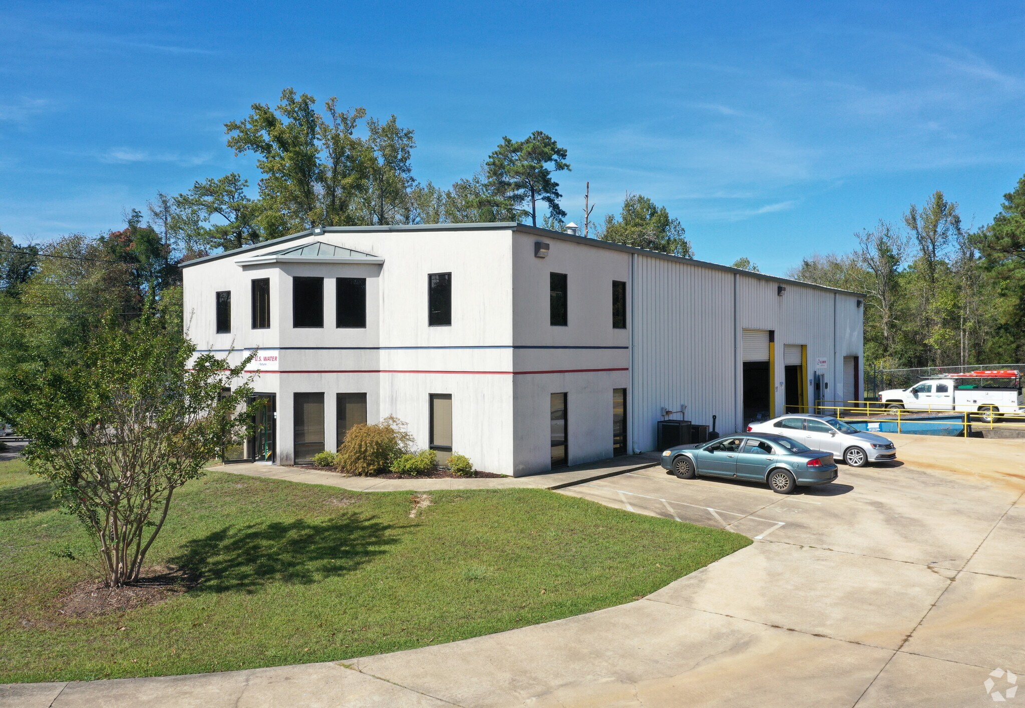 5521 Parkwood Cir Bessemer, AL 35022 Industrial Property for Lease on