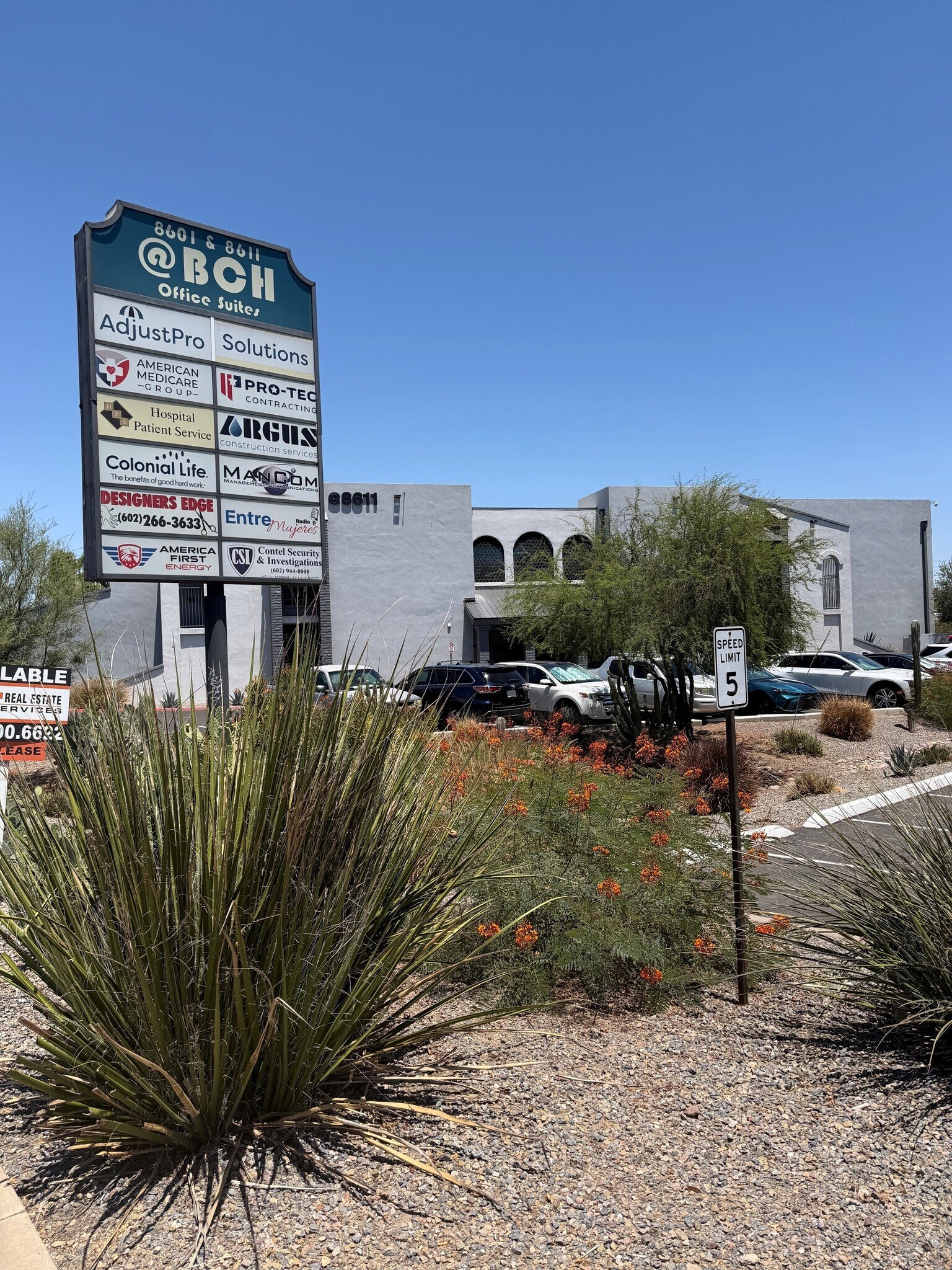 8601 N Black Canyon Hwy, Phoenix, AZ for Rent