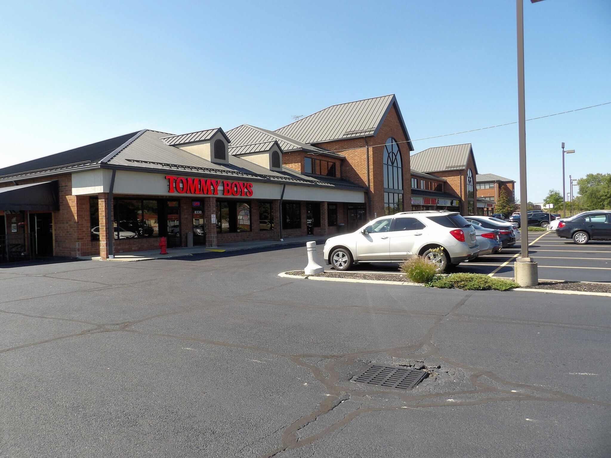 8310-8358 Tyler Blvd, Mentor, OH for Rent
