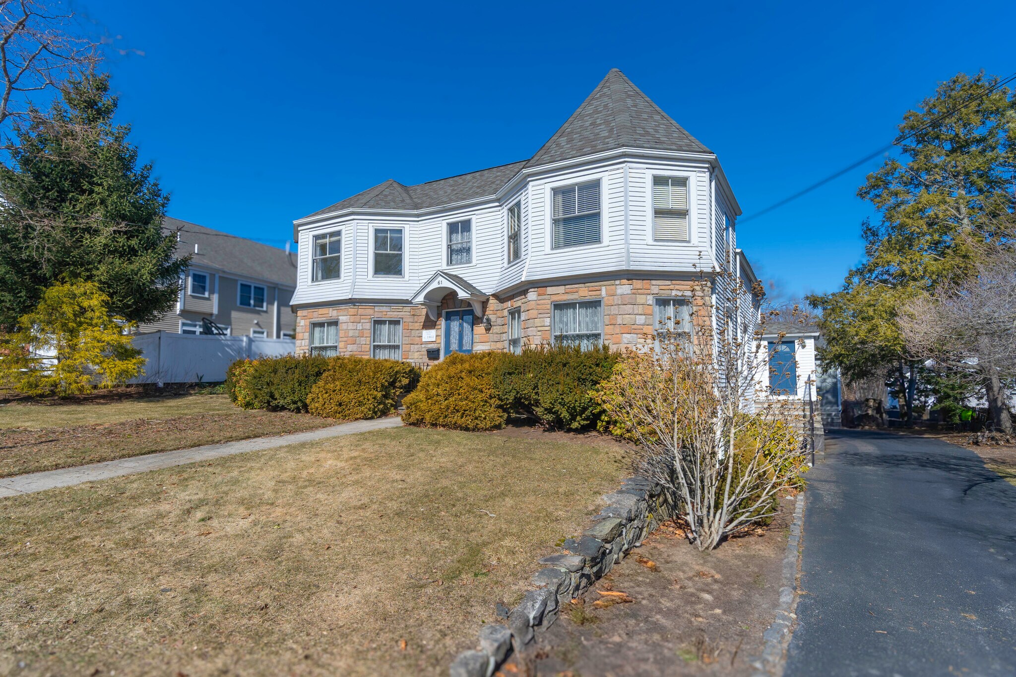61 W Central St, Natick, MA for Sale