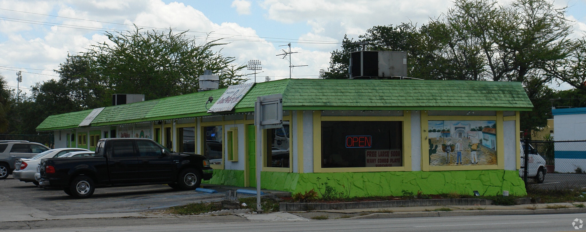 2249 Cleveland Ave, Fort Myers, FL for Sale