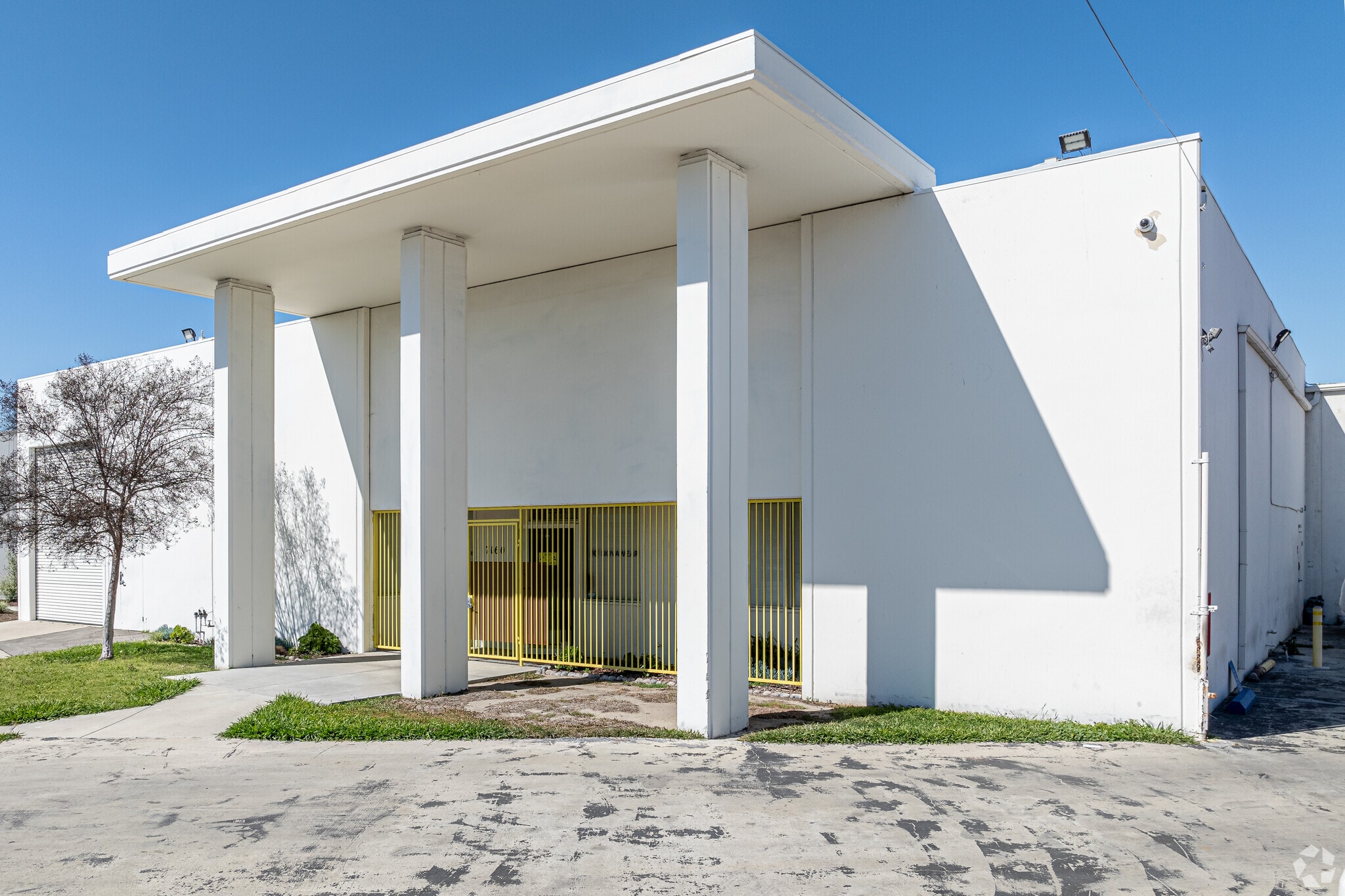 17160 Alburtis Ave, Artesia, CA for Rent