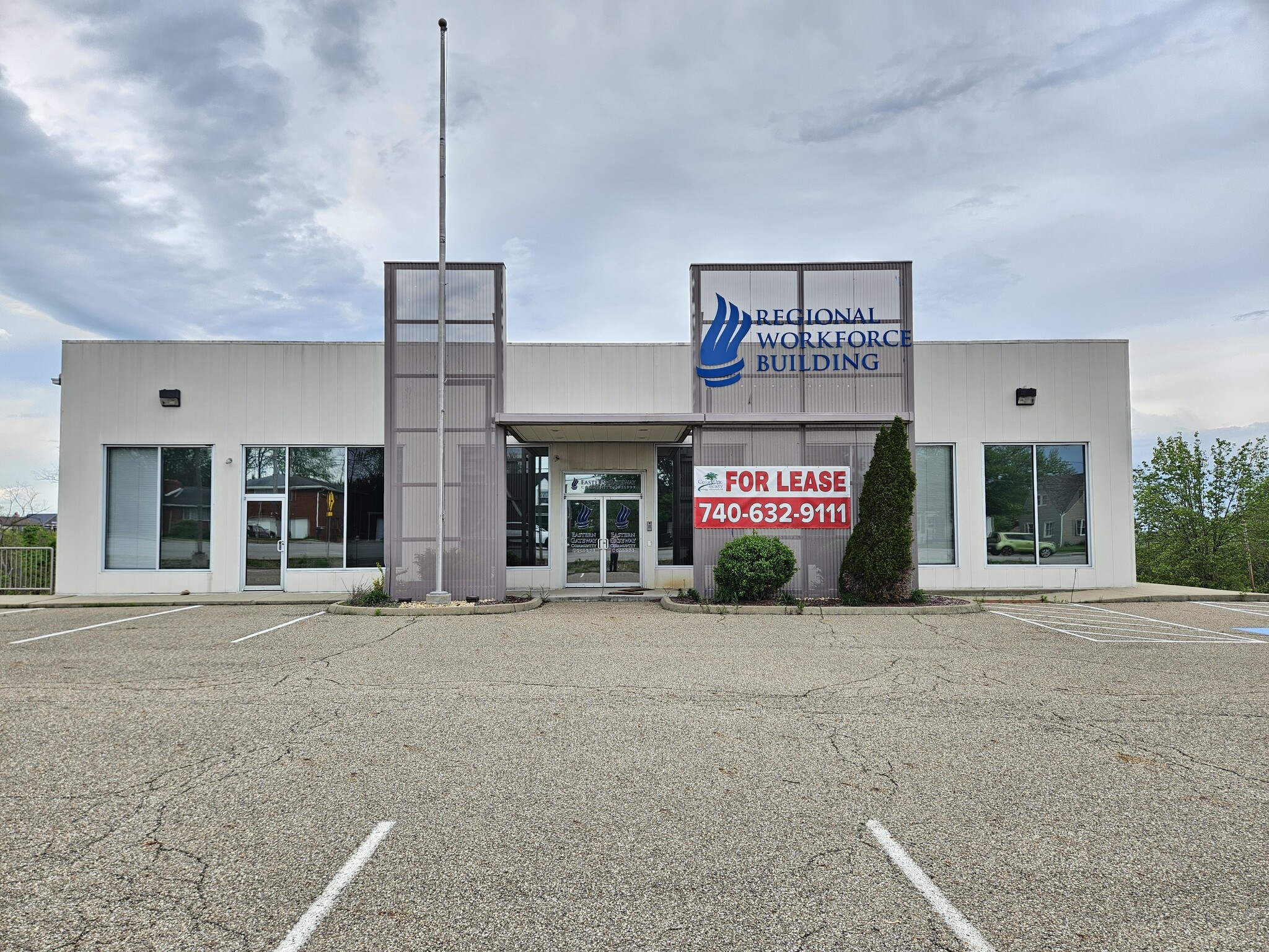 4525 Sunset Blvd, Steubenville, OH for Rent