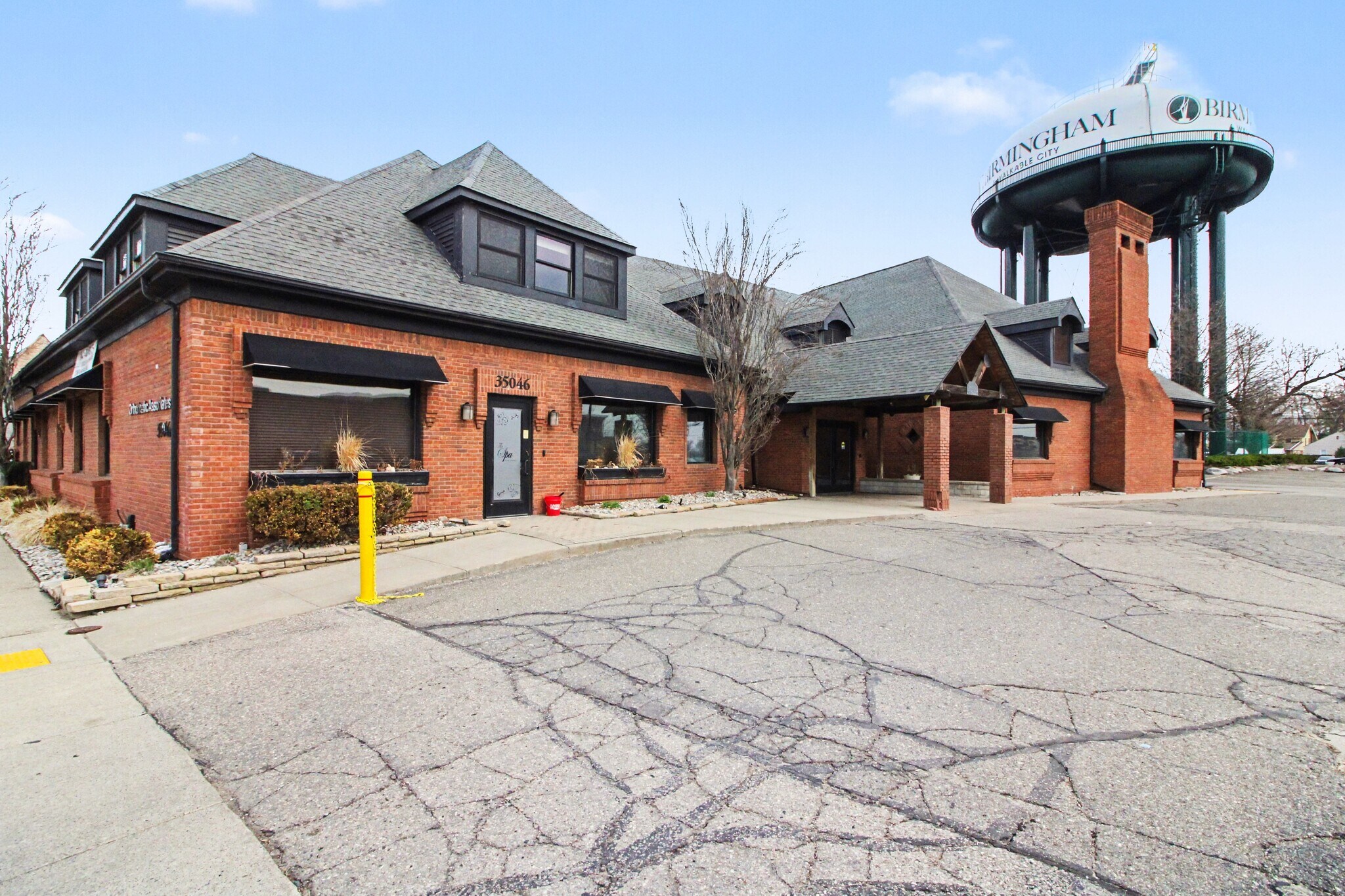 35046 Woodward Ave, Birmingham, MI for Rent