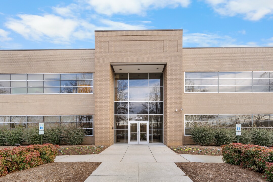 4160 Piedmont Pky, Greensboro, NC for Rent