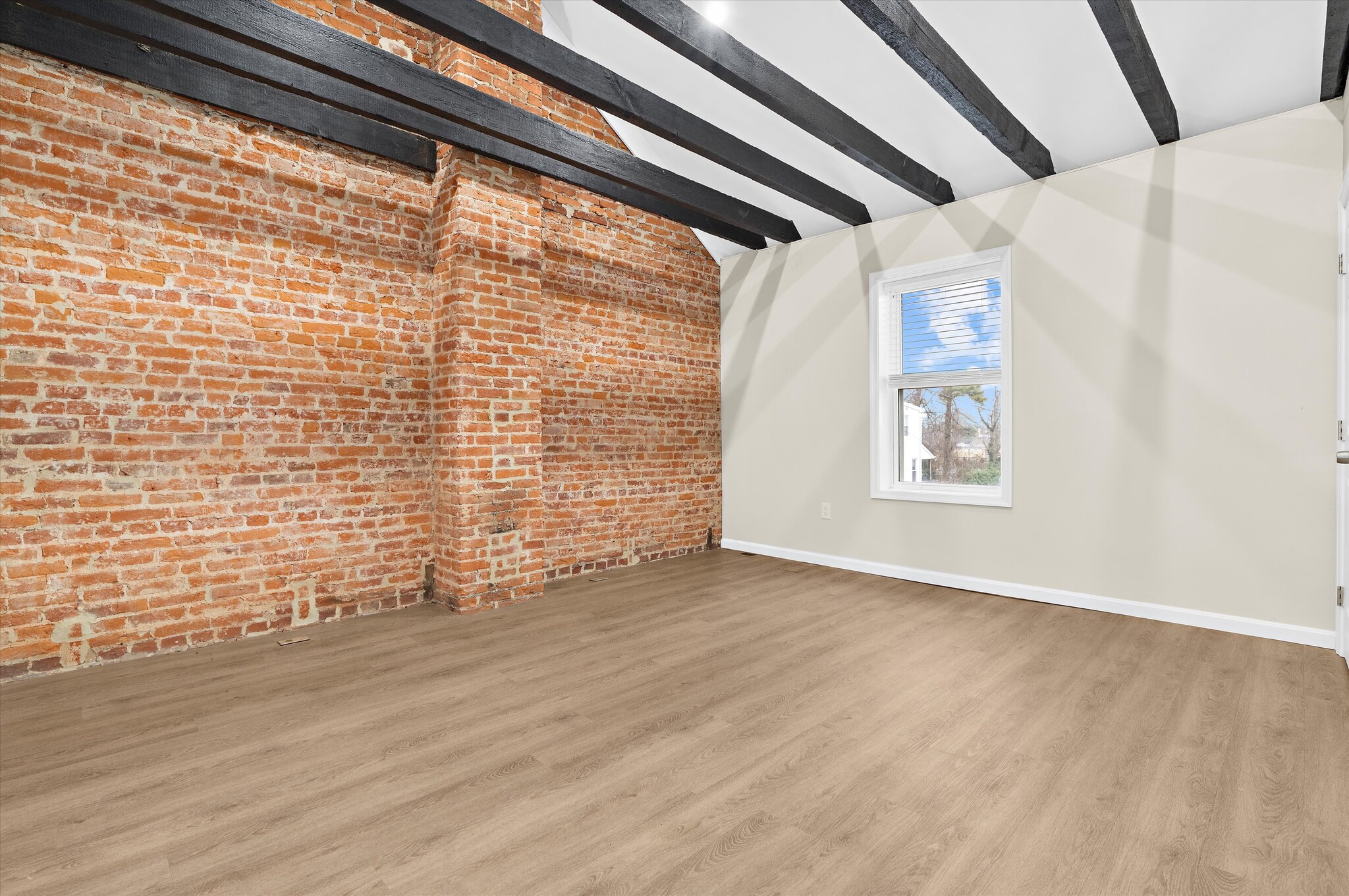 38 Bloomsbury Ave, Catonsville, MD for Rent