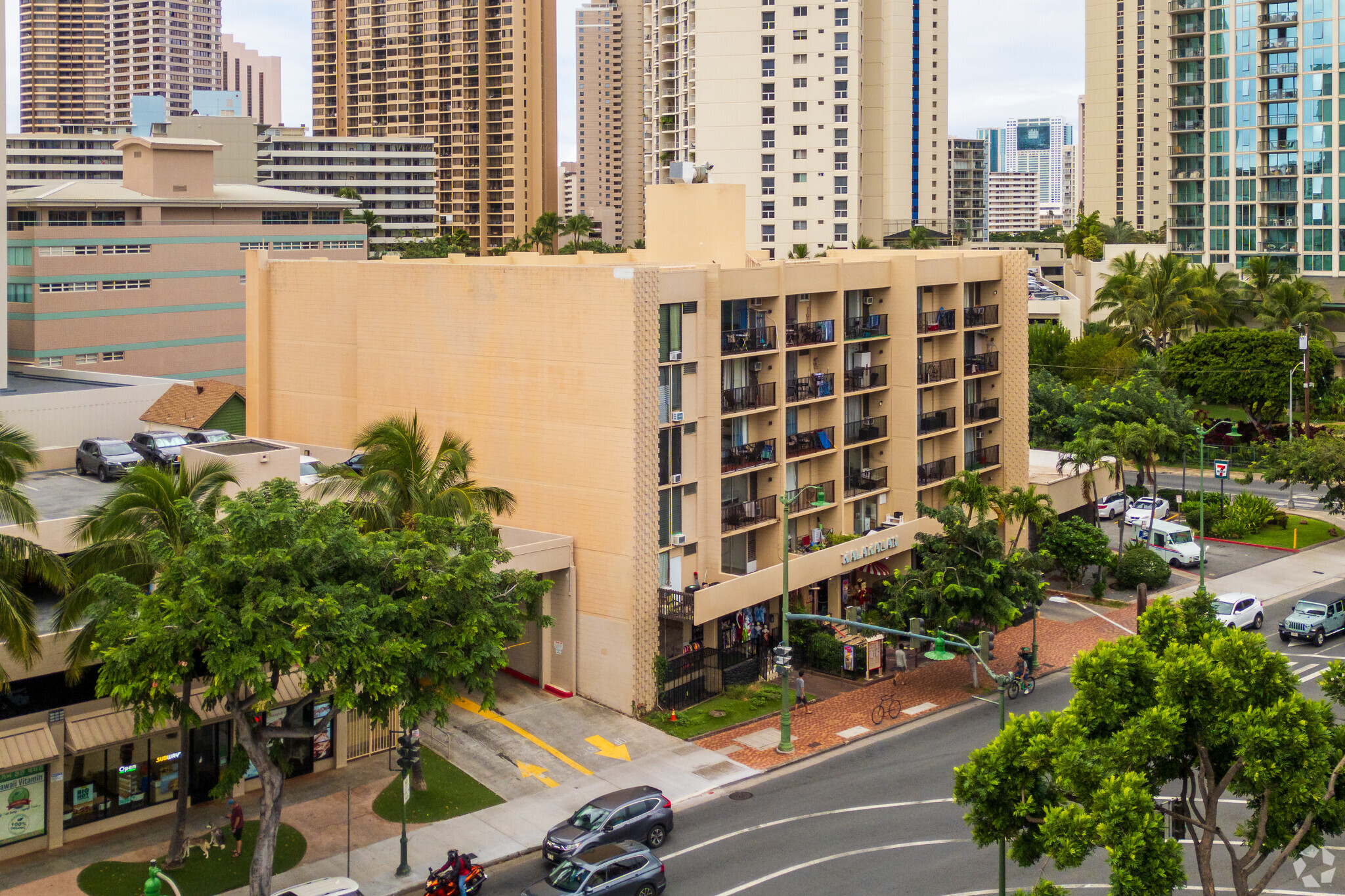 1911 Kalakaua Ave, Honolulu, HI for Rent