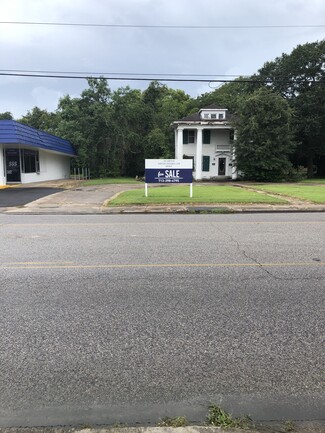 Alvin, TX Commercial - 1304 S Gordon St