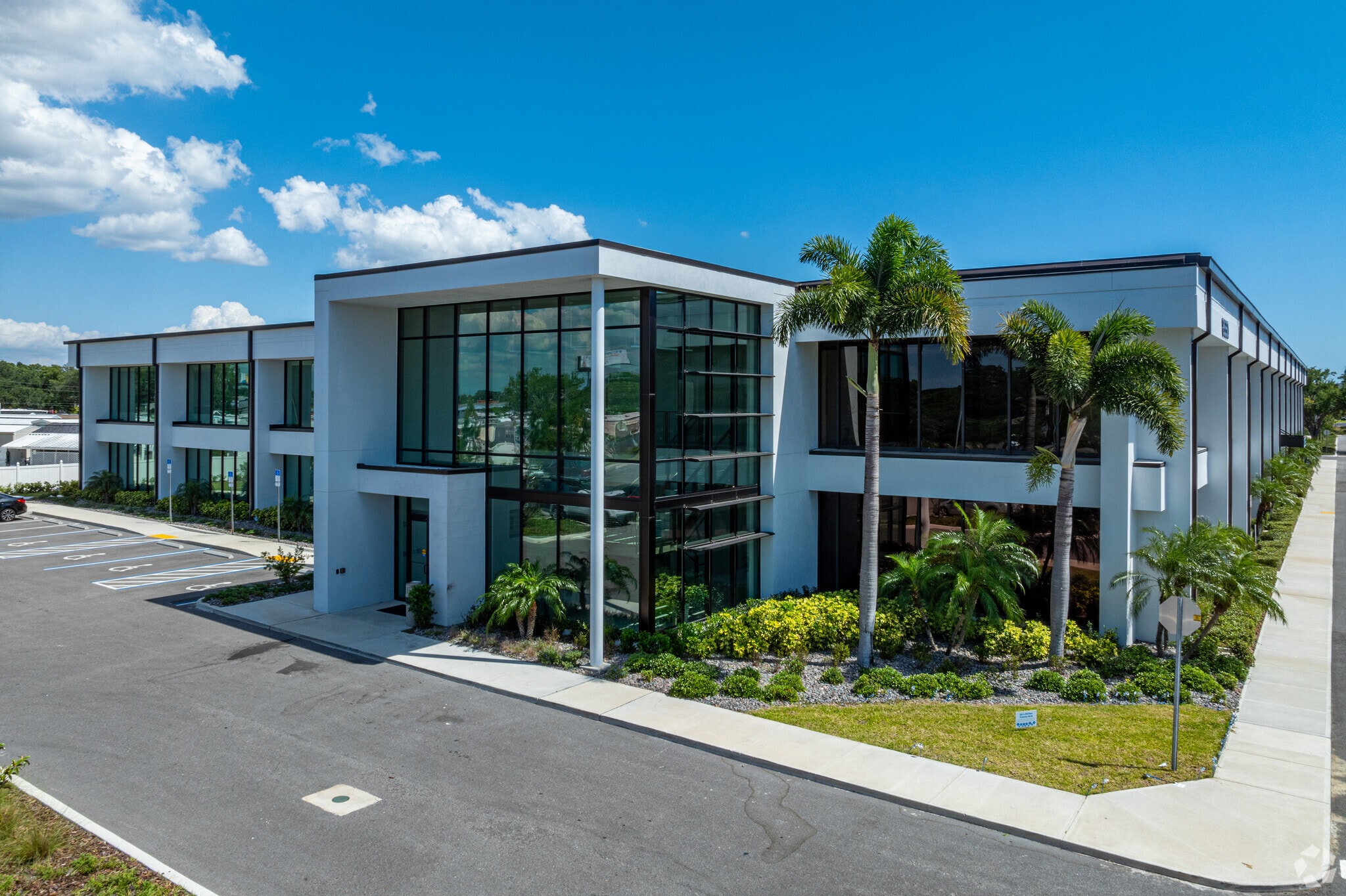 8550 Ulmerton Rd, Largo, FL for Rent