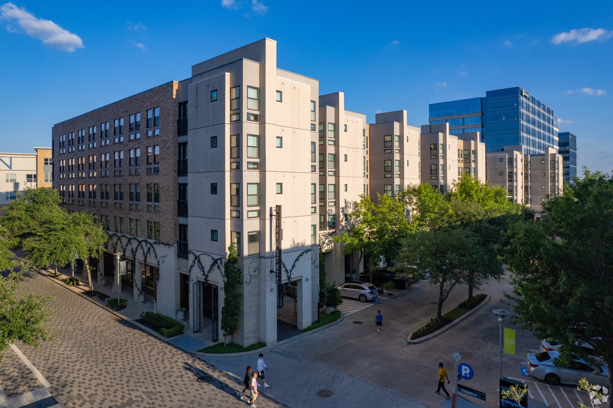 12808 Queensbury Ln, Houston, TX for Rent