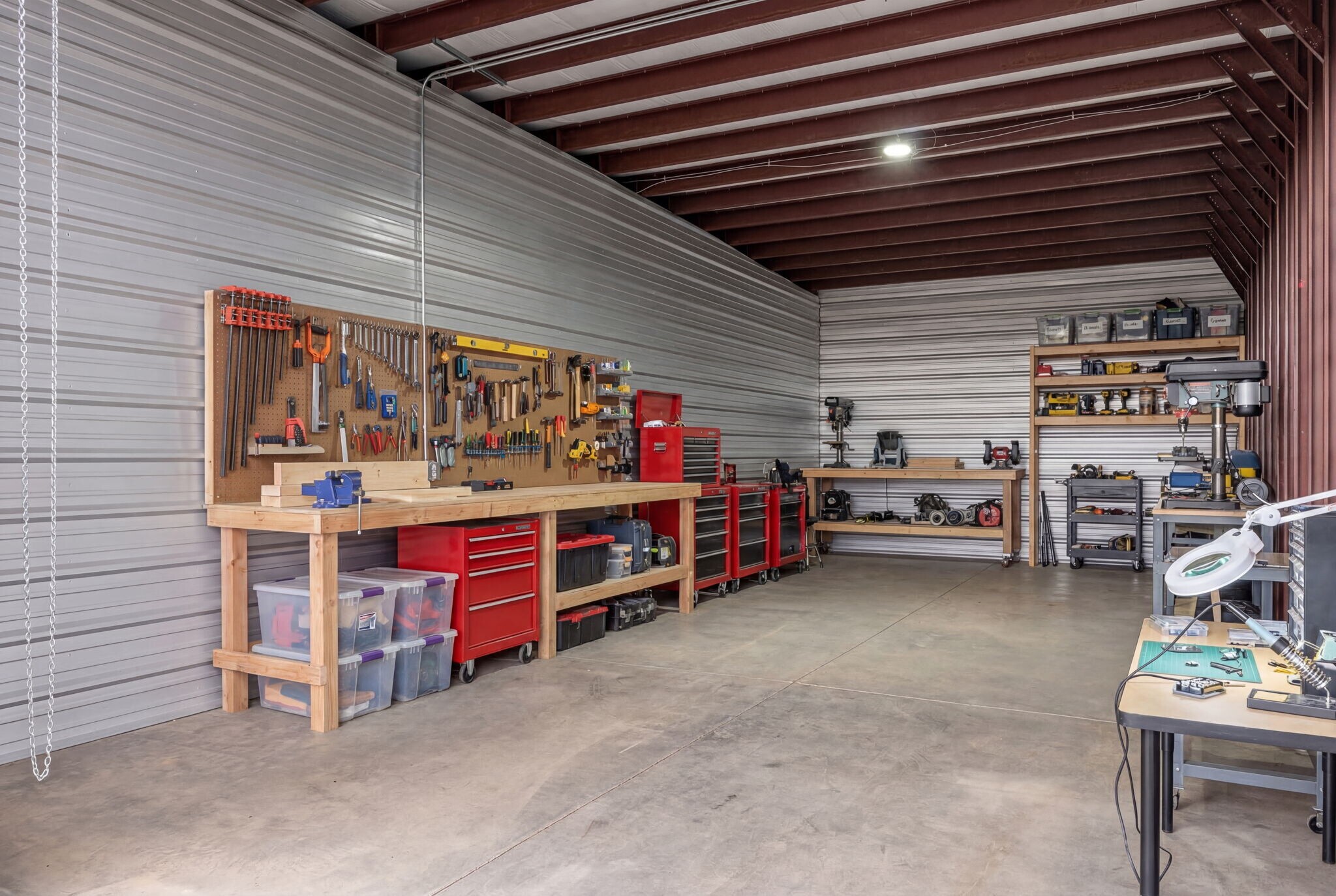 180 Thurman Ln, Oakland, OR for Rent