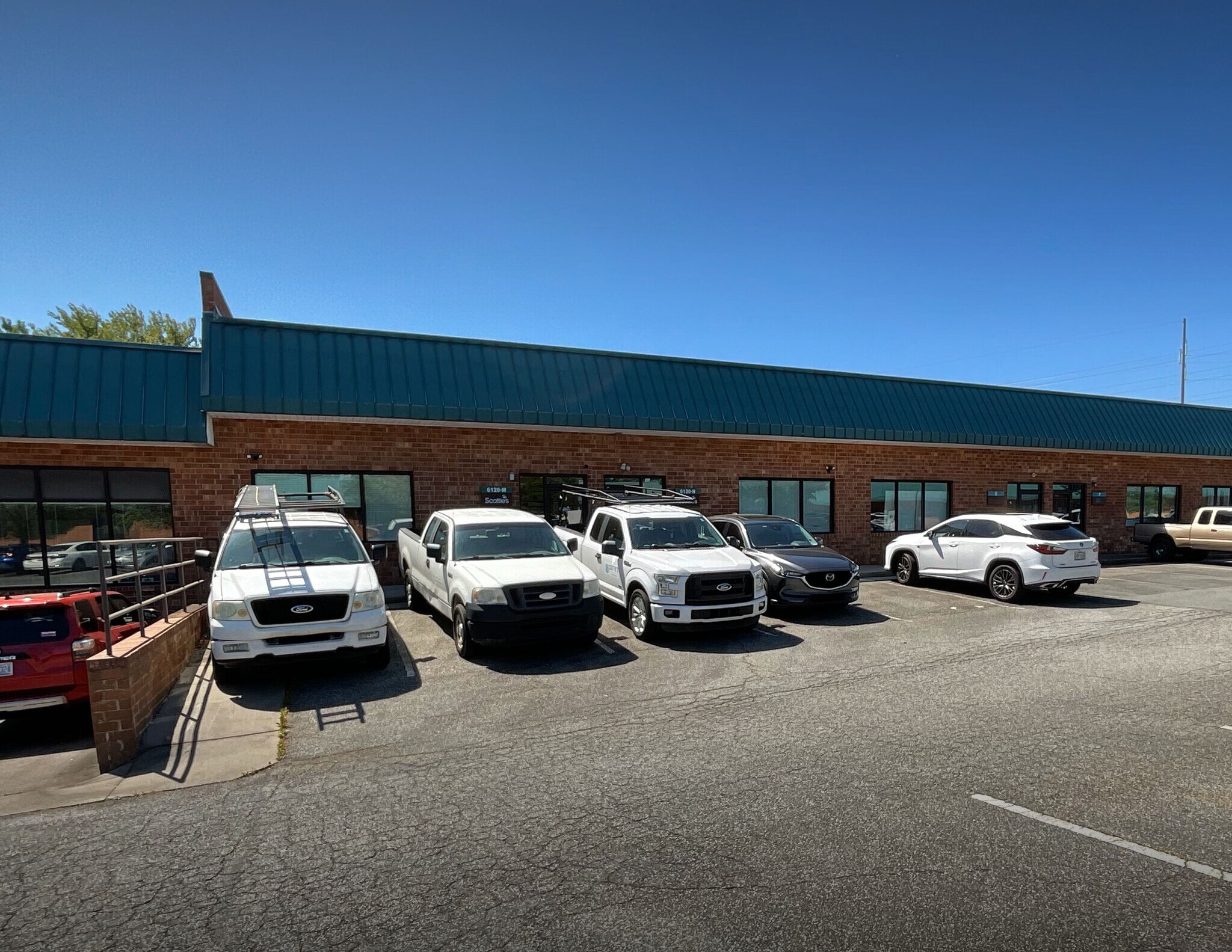 6132 Brookshire Blvd, Charlotte, NC for Sale
