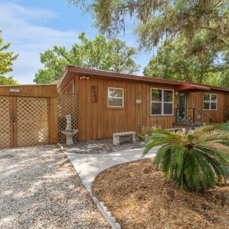 8456 W Miss Maggie Dr, Homosassa, FL for Sale