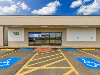 Clute, TX Office - 732 S Main St
