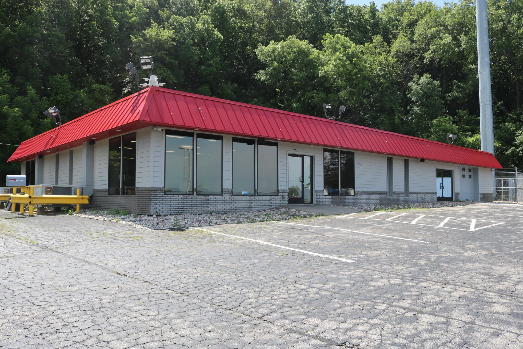 N3020 State Road 16, La Crosse, WI for Sale