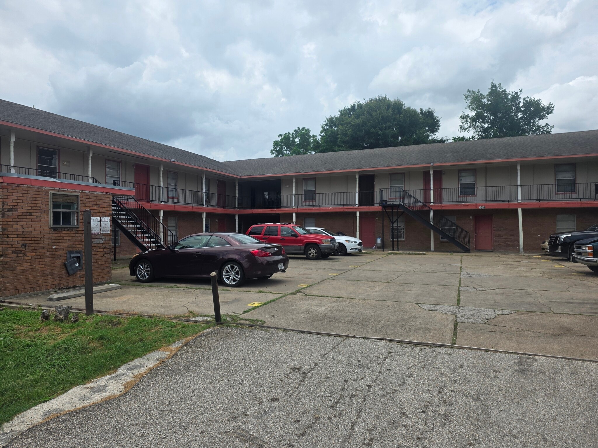3557 Rebecca St, Houston, TX for Sale