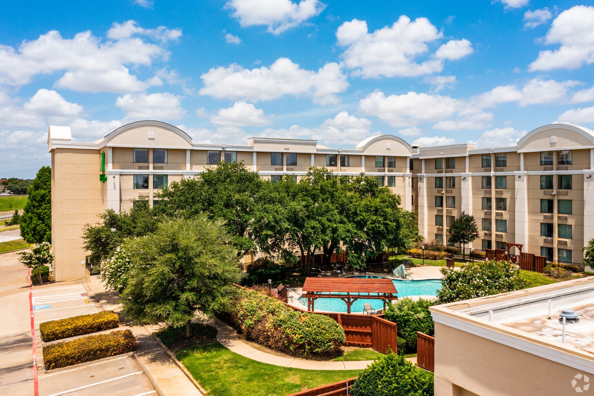 3005 Airport Fwy, Bedford, TX for Rent