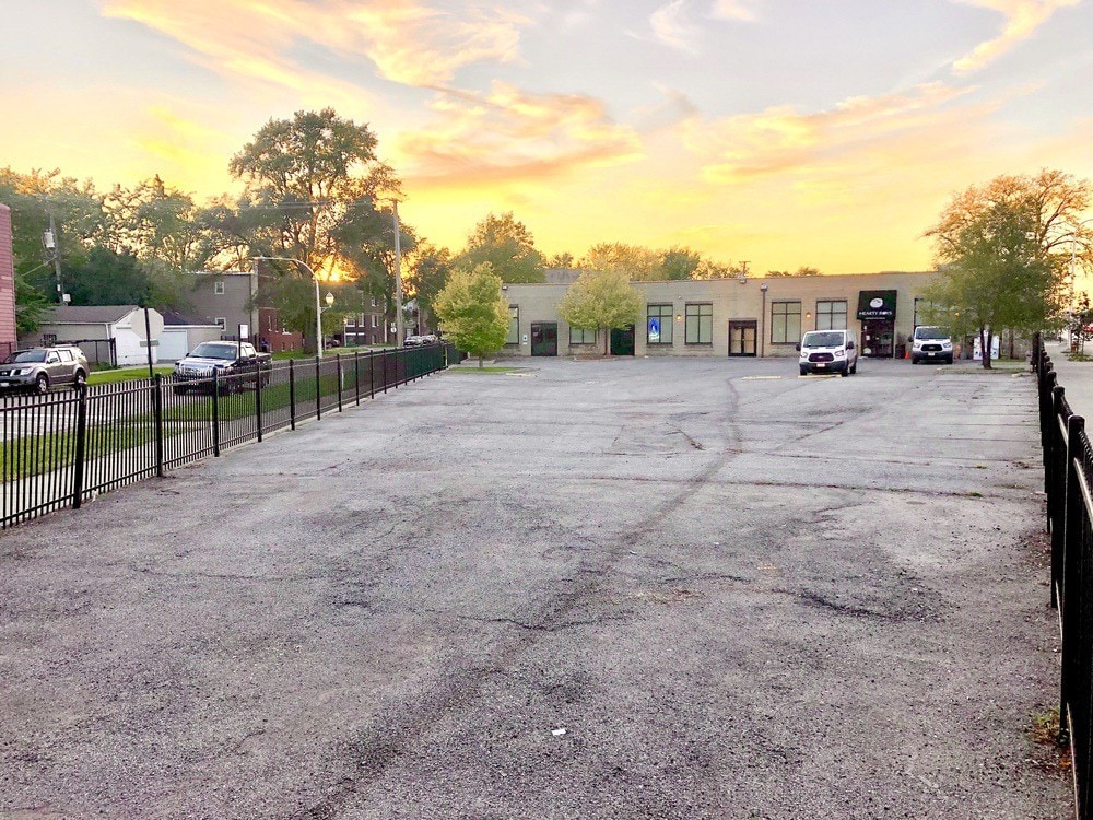 3515 W Grand Ave, Chicago, IL for Sale