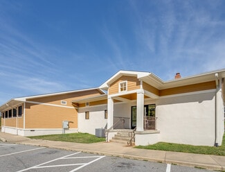 Canton, NC Health Care - 138 N Main St