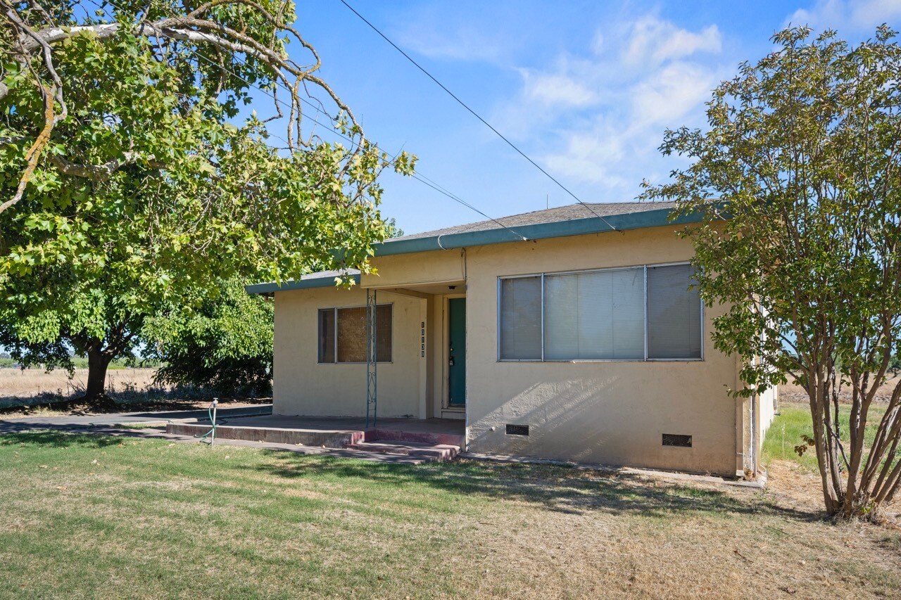 10138 Spring St, Galt, CA for Sale