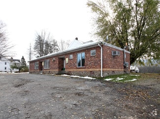 196-198 E Canaan Rd  
