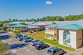 Sneads, FL Apartments - 2045 3rd Ave