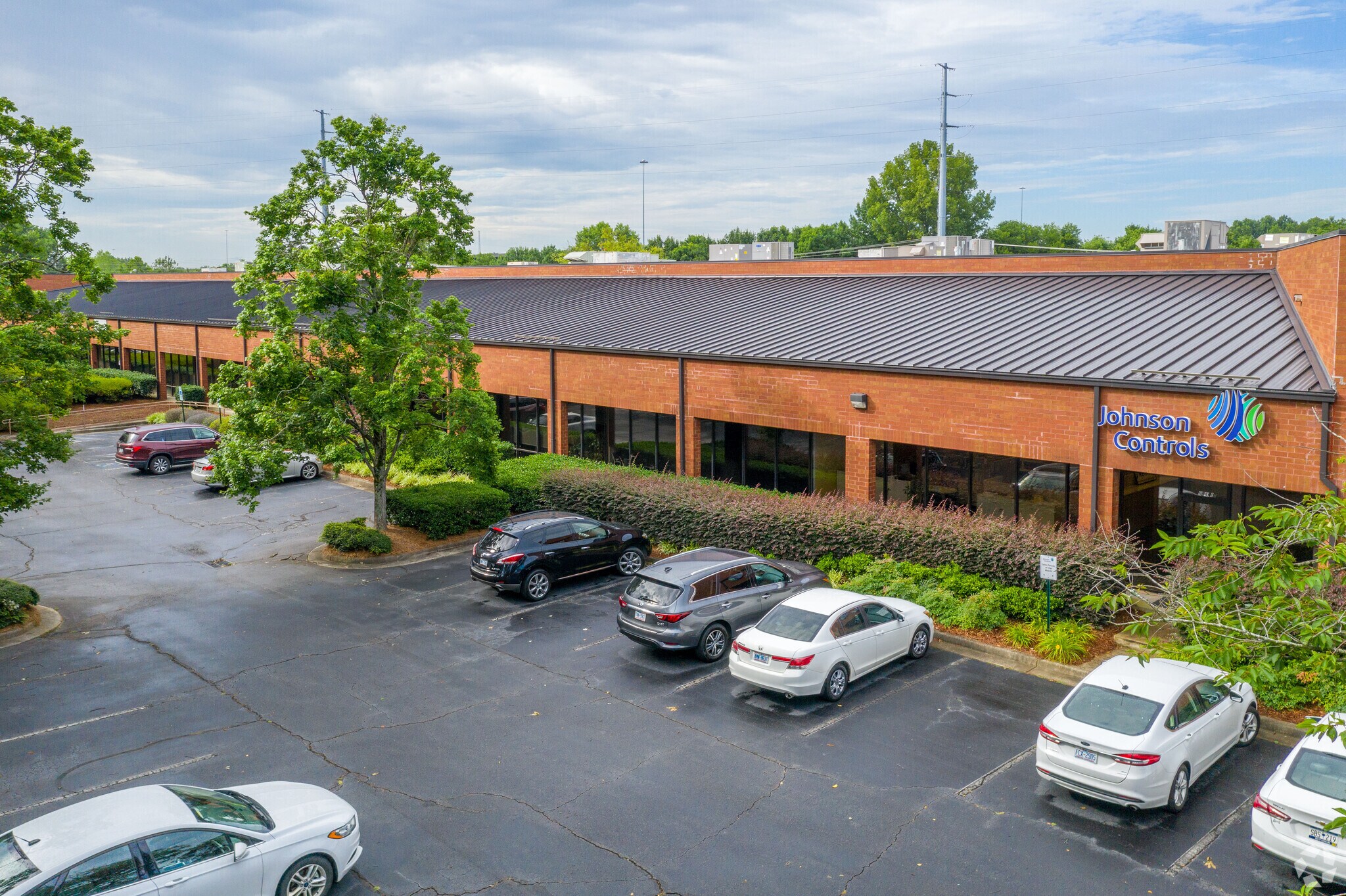 9844 Southern Pine Blvd, Charlotte, NC for Rent