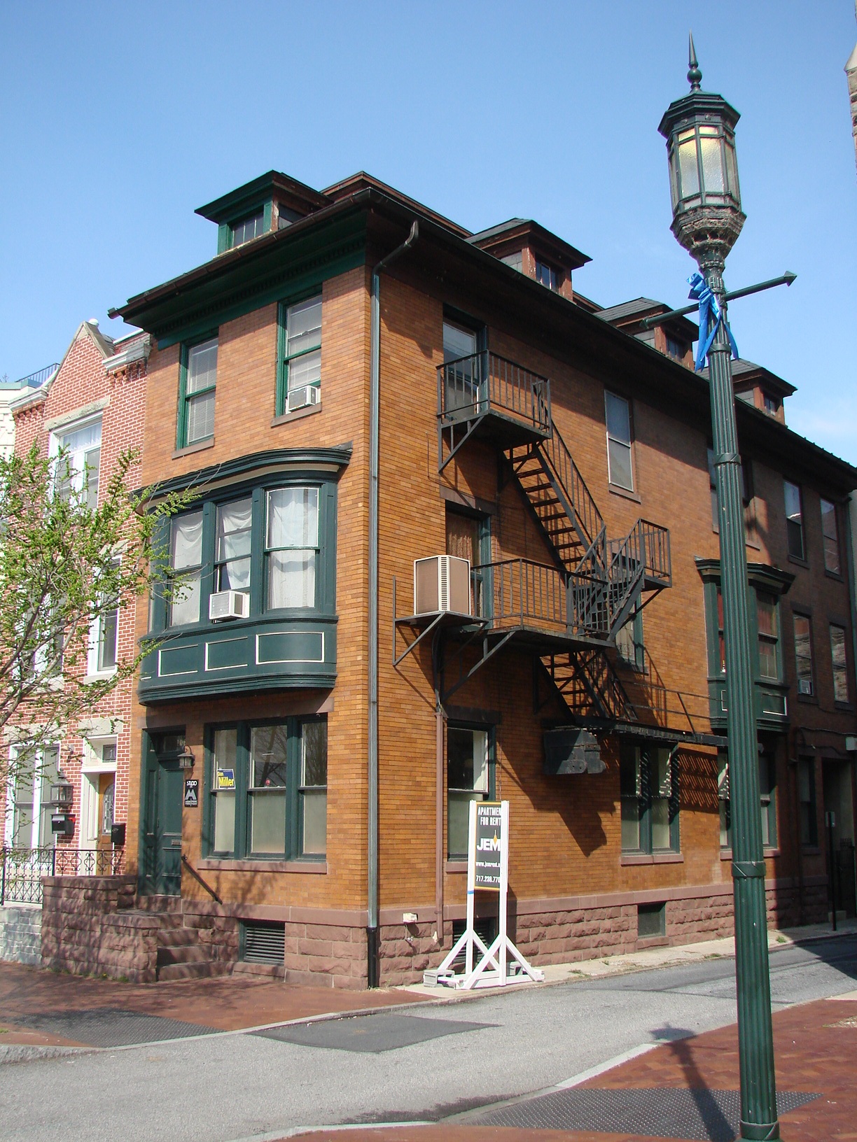 106 State St, Harrisburg, PA for Sale