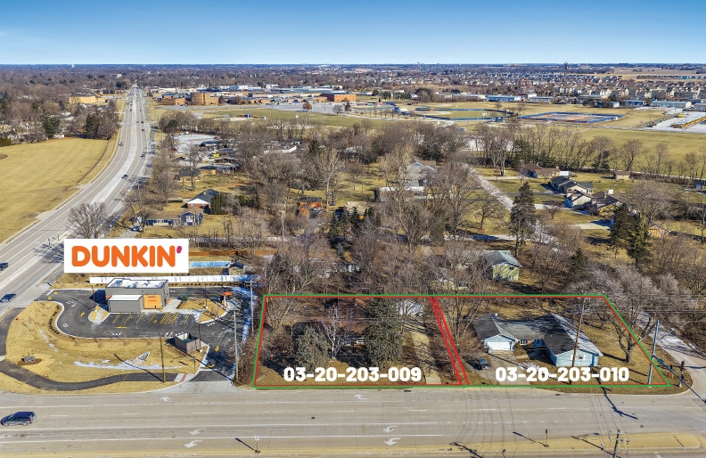 270-280 E Washington St, Oswego, IL for Sale