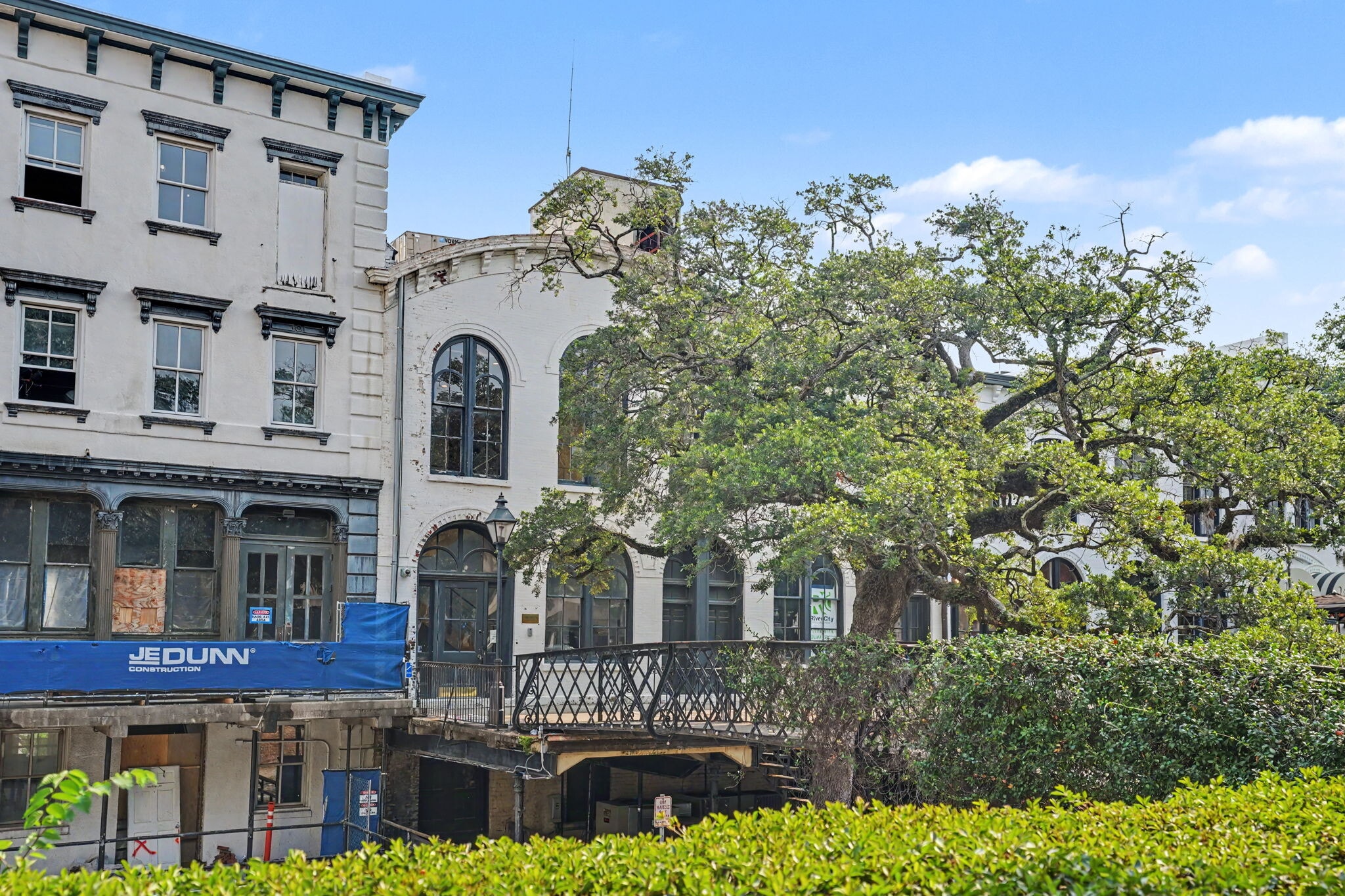 12 E Bay St, Savannah, GA for Rent