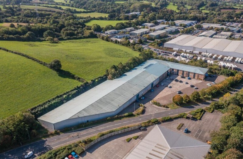 Midland Way, Thornbury, SGC for Sale