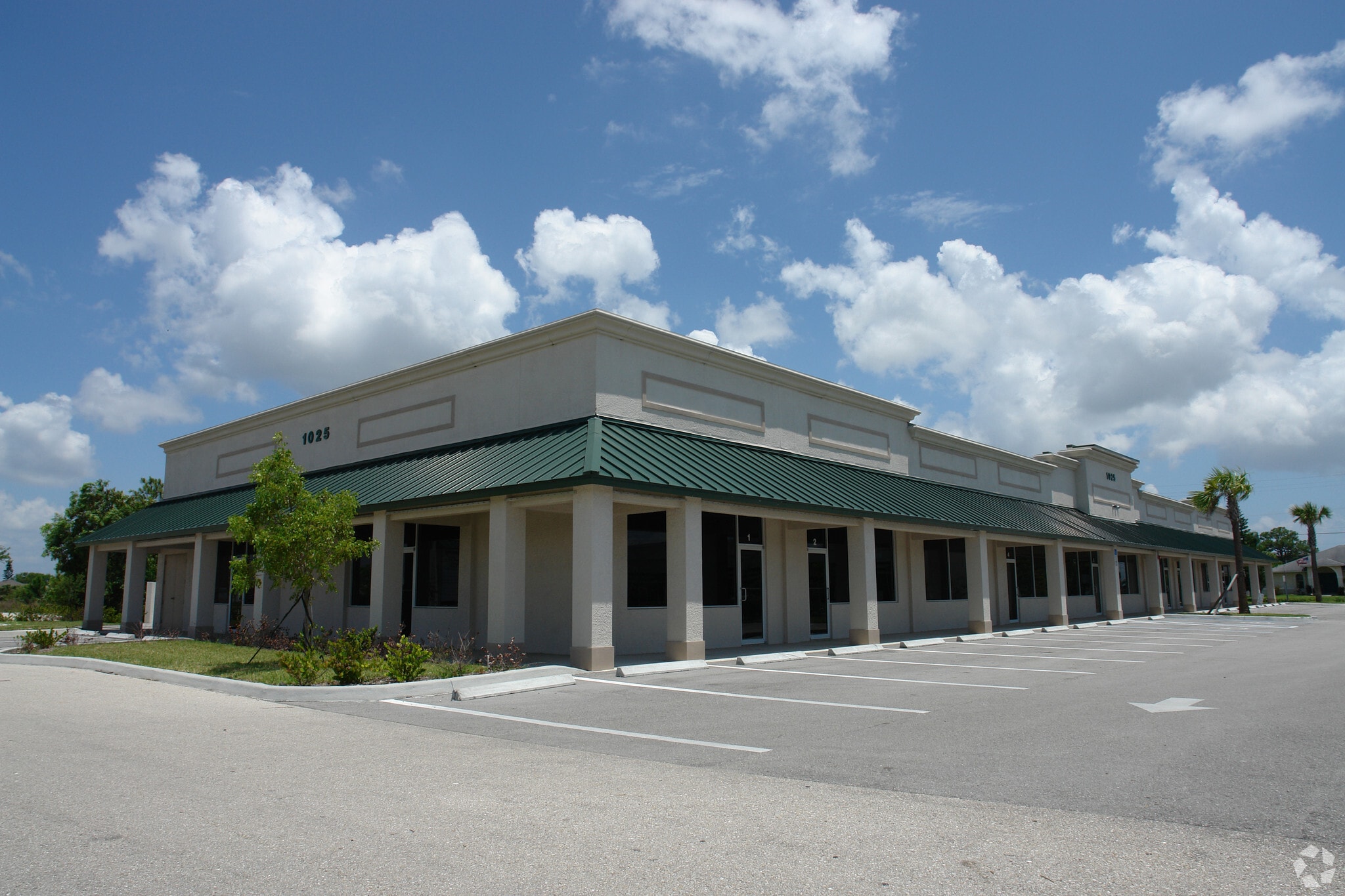 1025 Santa Barbara Blvd, Cape Coral, FL for Rent