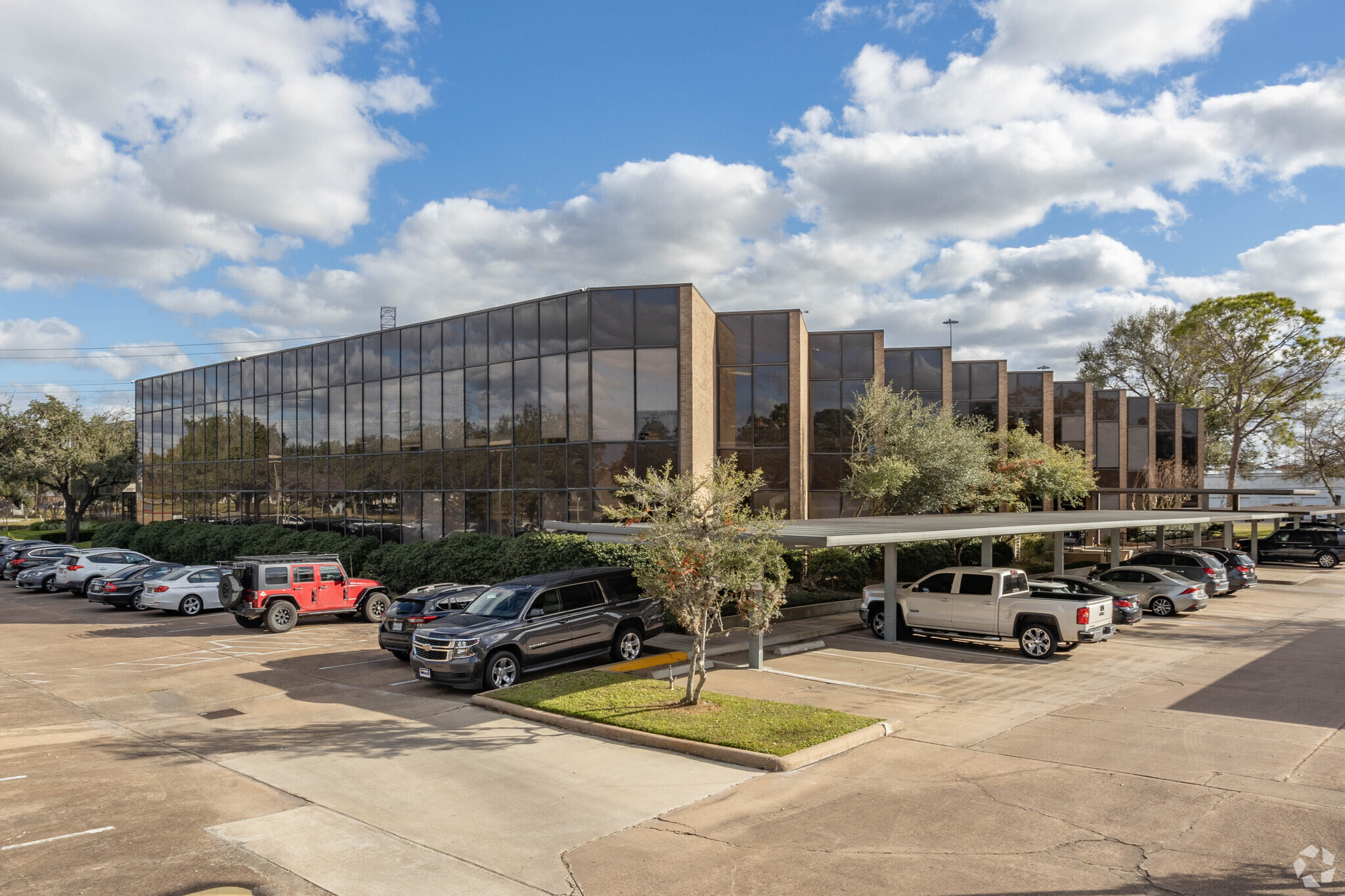 10707 Corporate Dr, Stafford, TX for Rent