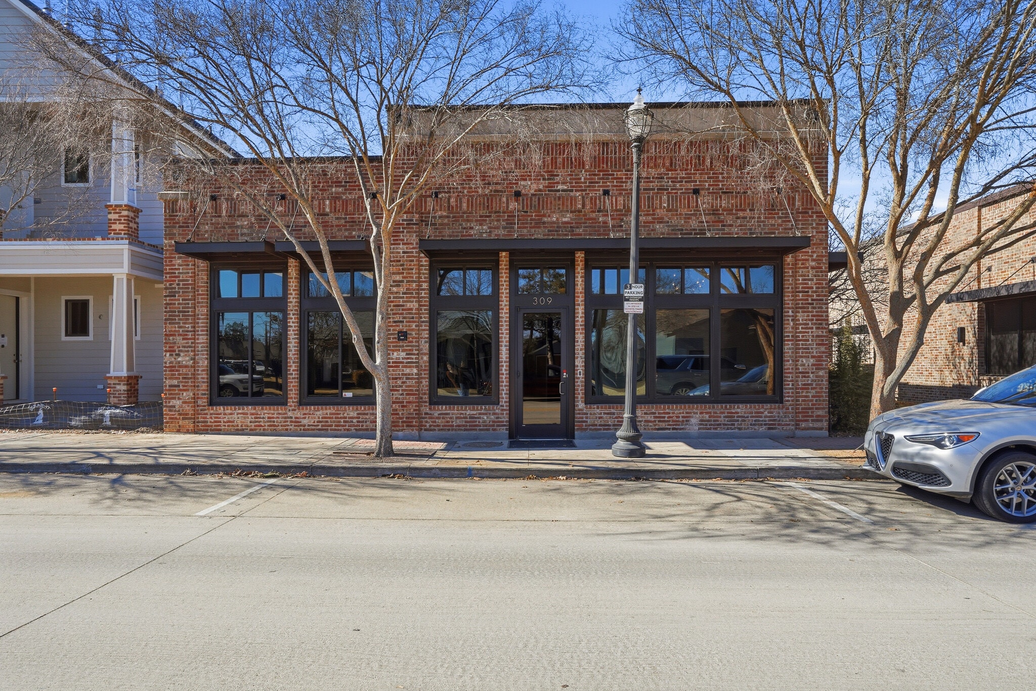 309 N Oak St, Roanoke, TX for Sale