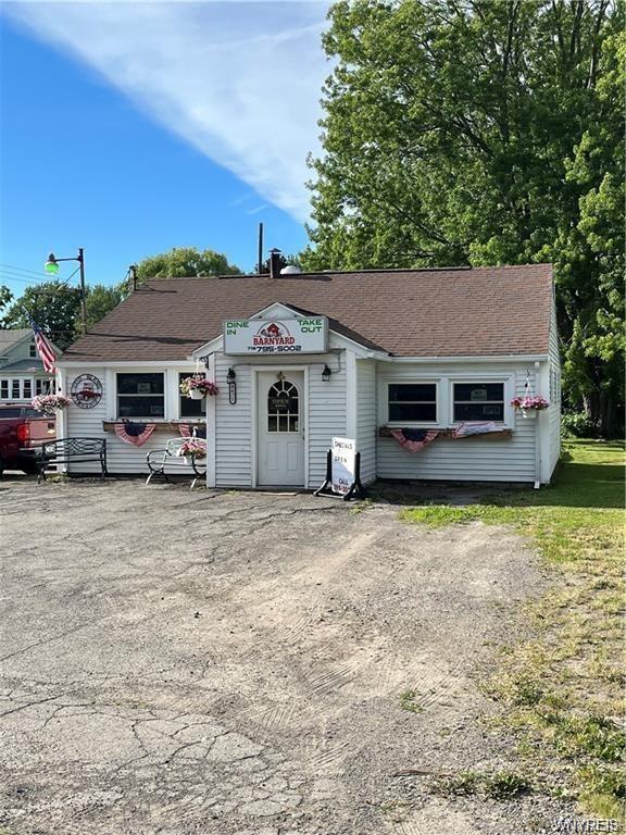 8671 Lake Rd, Barker, NY for Sale