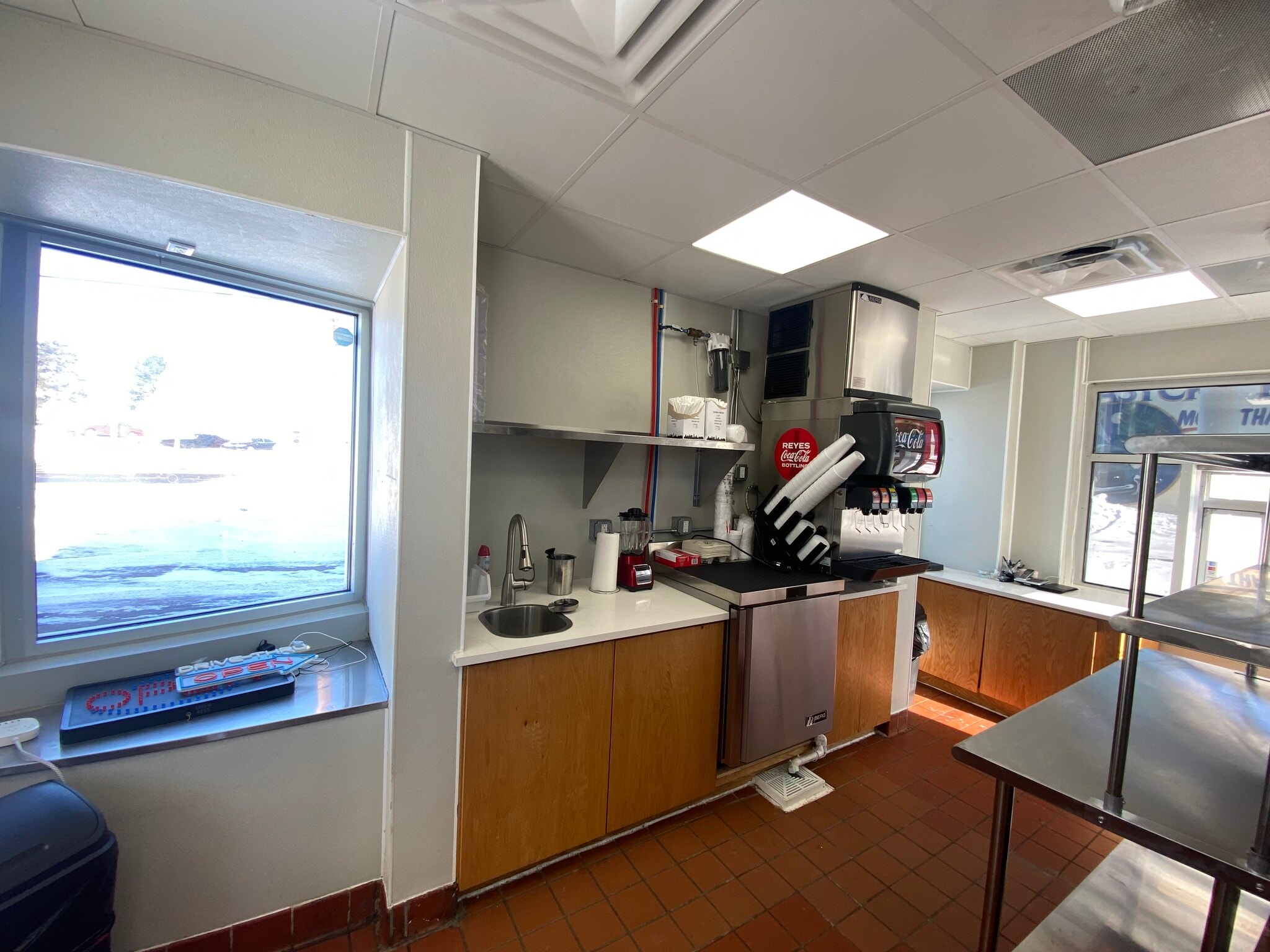 2299 Elizabeth Lake Rd, Waterford, MI for Rent