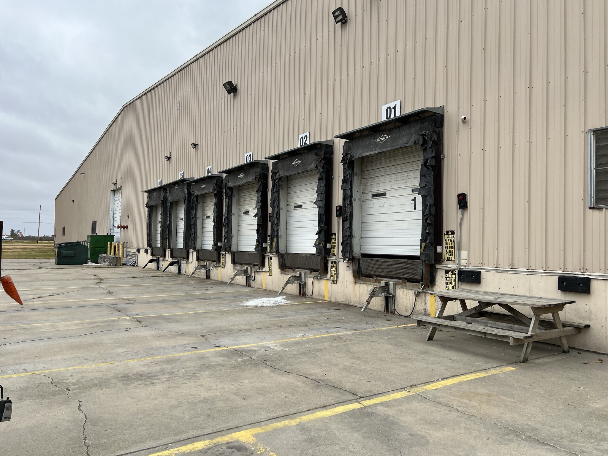 103 S Acres St Sikeston, MO 63801 Industrial Property for Lease on